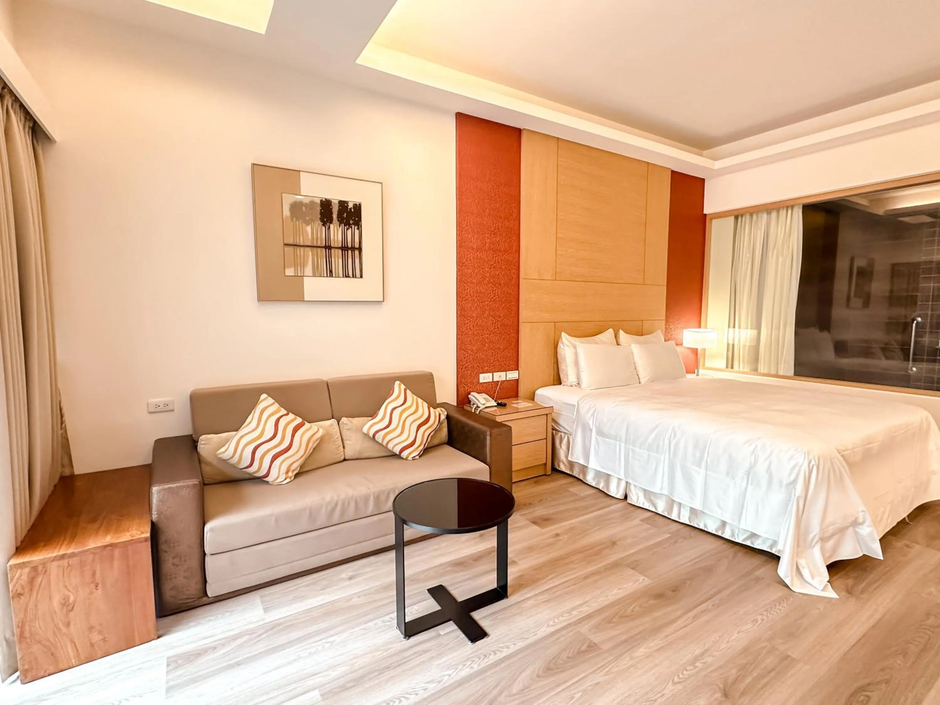 Photo of the whole room, Bed in Yage Hotspring House