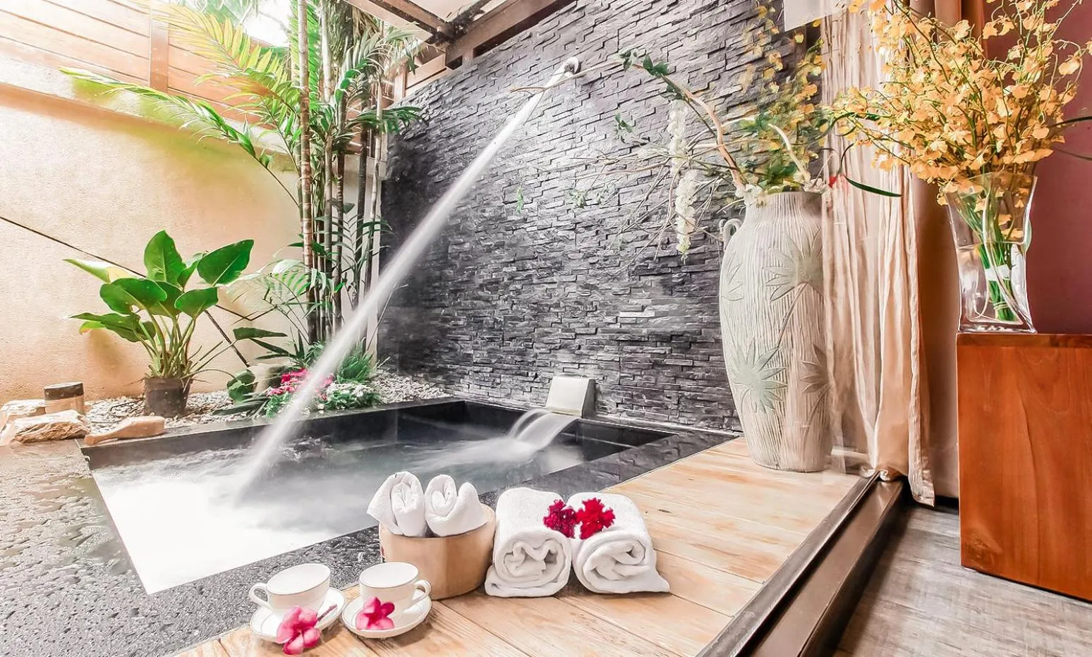 Patio in Yage Hotspring House