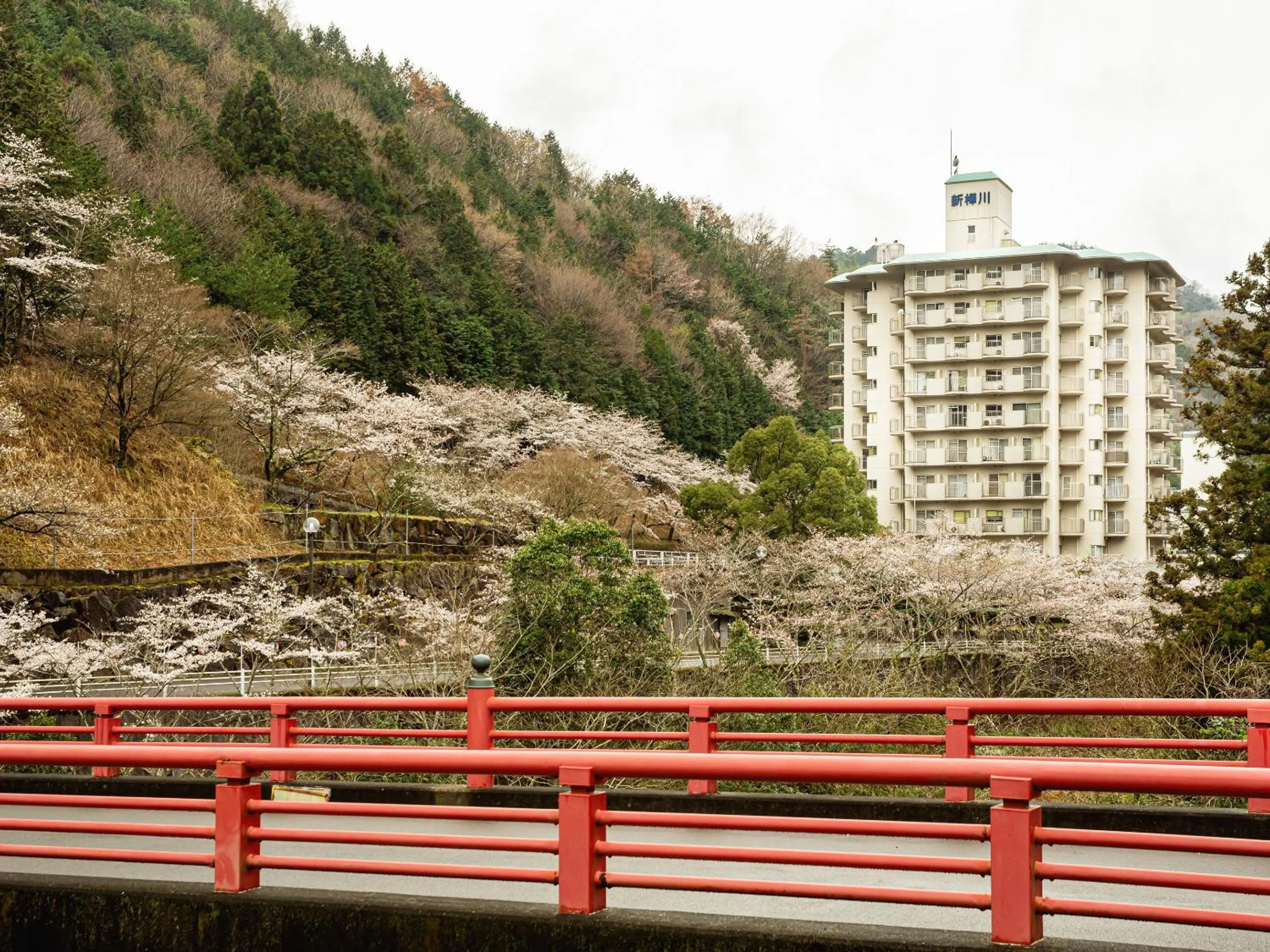 Property building in Shin Kabakawa Kanko Hotel