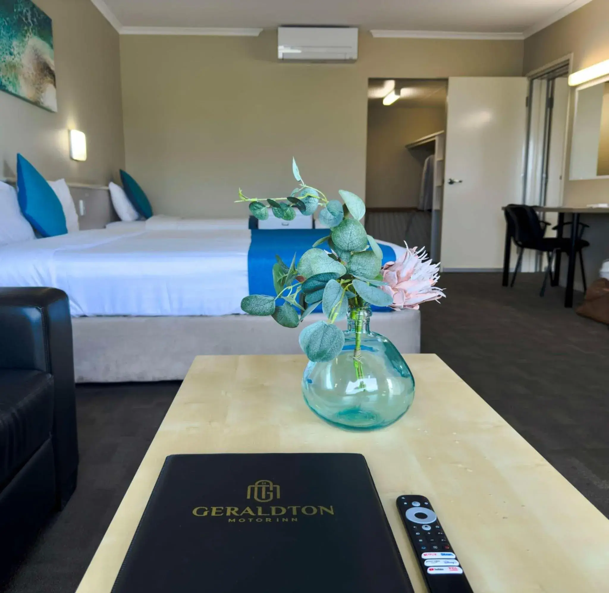 Superior Twin Room in Geraldton Motor Inn Superior Twin Room in Geraldton Motor Inn