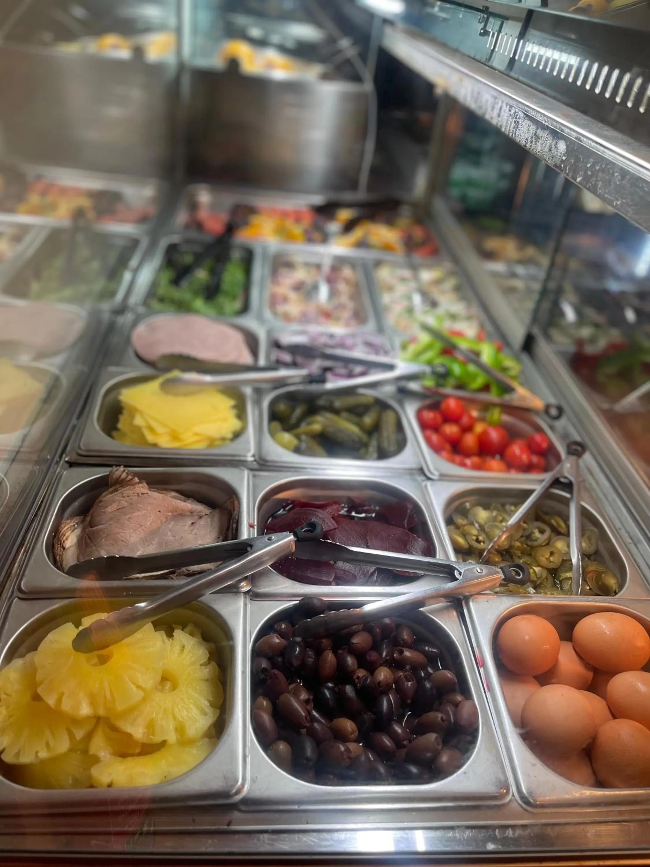 Buffet breakfast in Geraldton Motor Inn