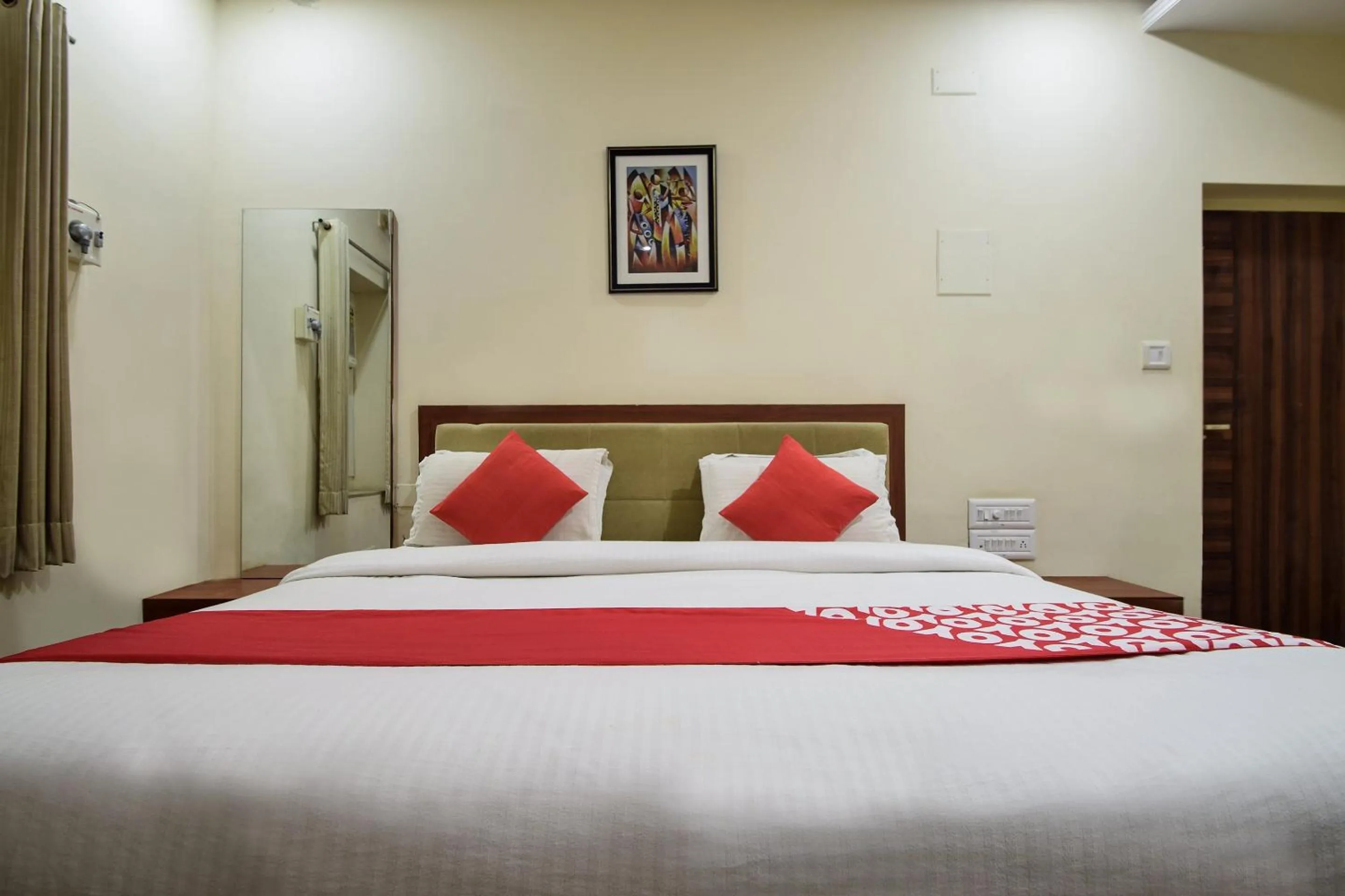 Bedroom, Bed in FabHotel Royal Icon