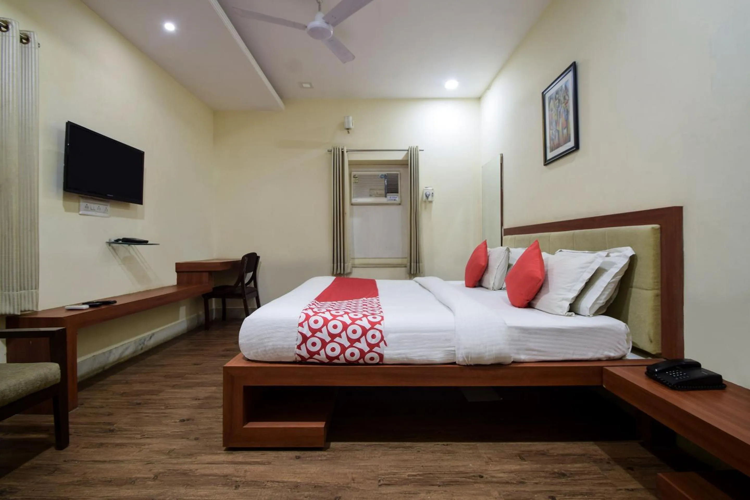 Bedroom, Bed in FabHotel Royal Icon