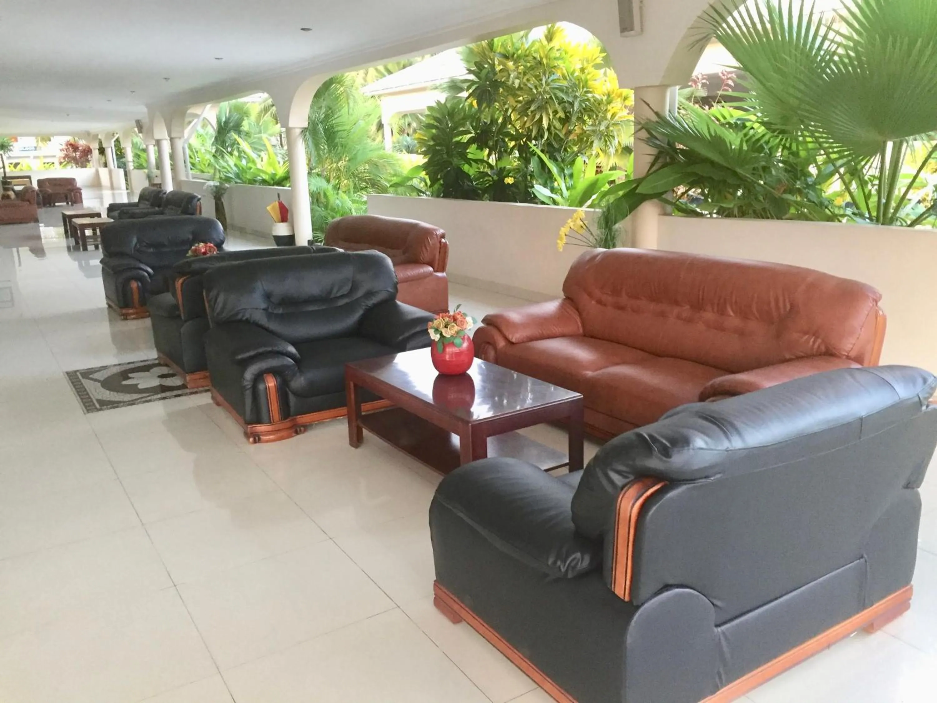 Lounge or bar in Oceanic Bay Hotel & Resort