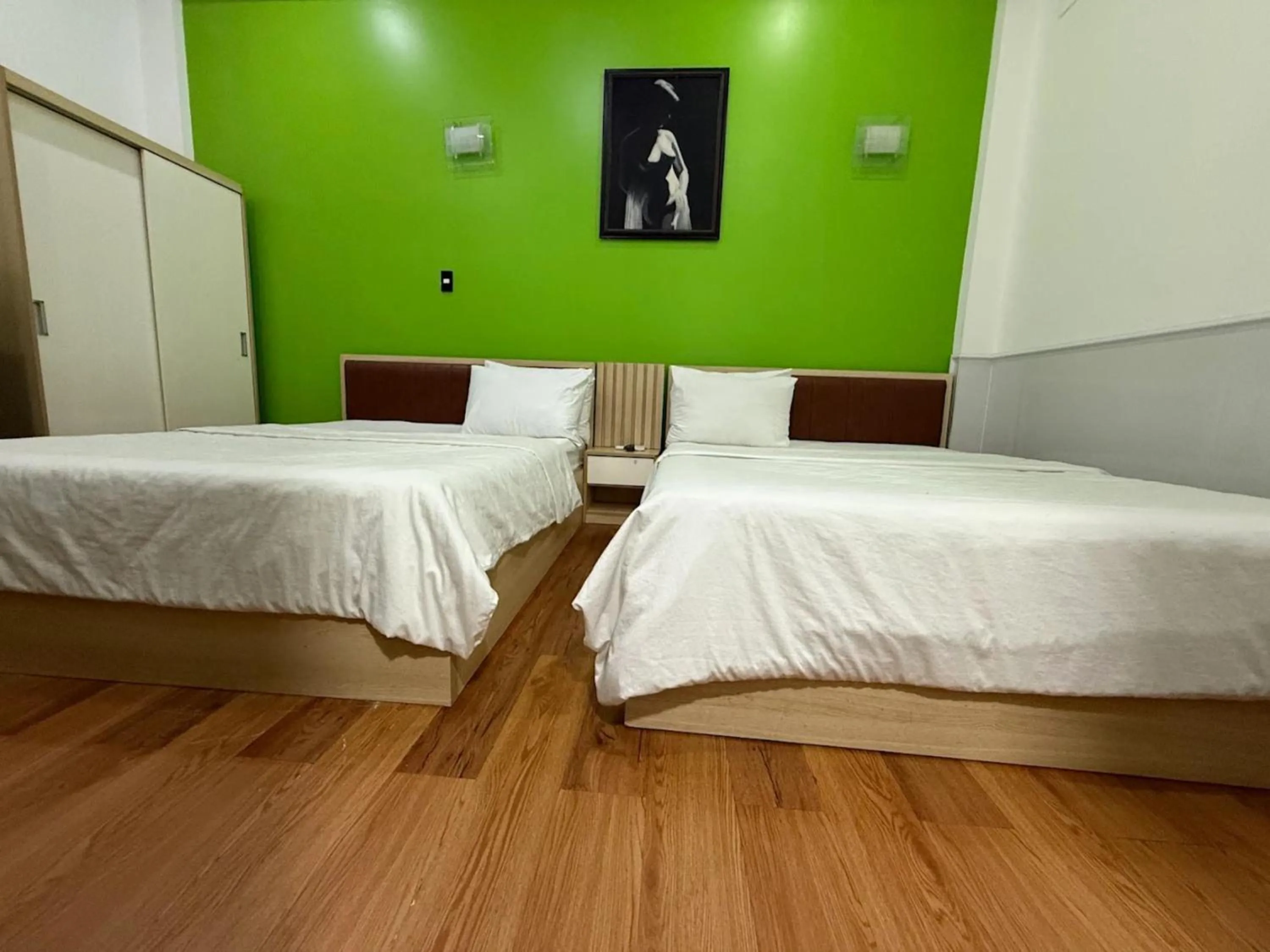 Bed in Minh Hà Hotel Hồ Chí Minh