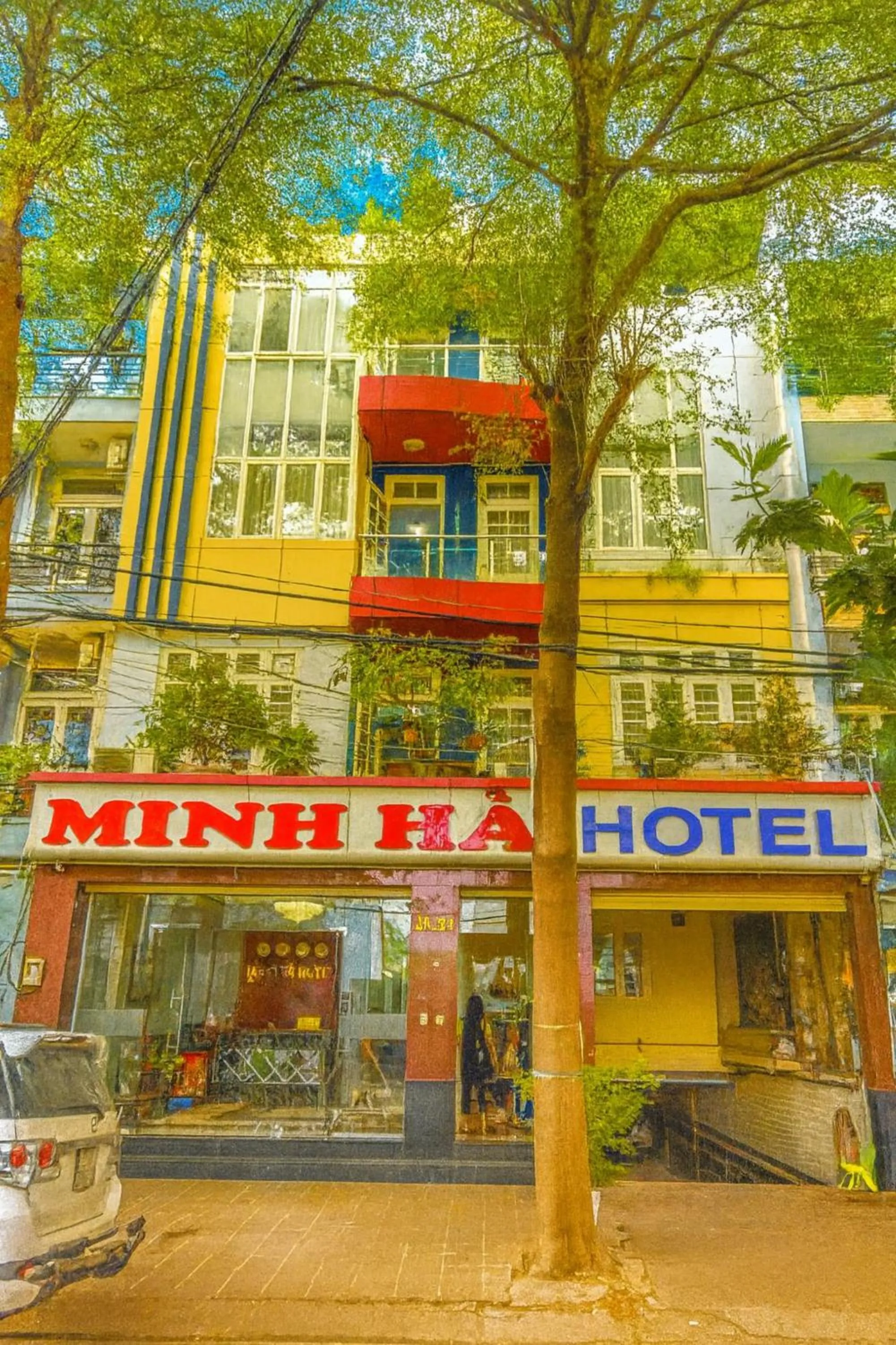 Property building in Minh Hà Hotel Hồ Chí Minh