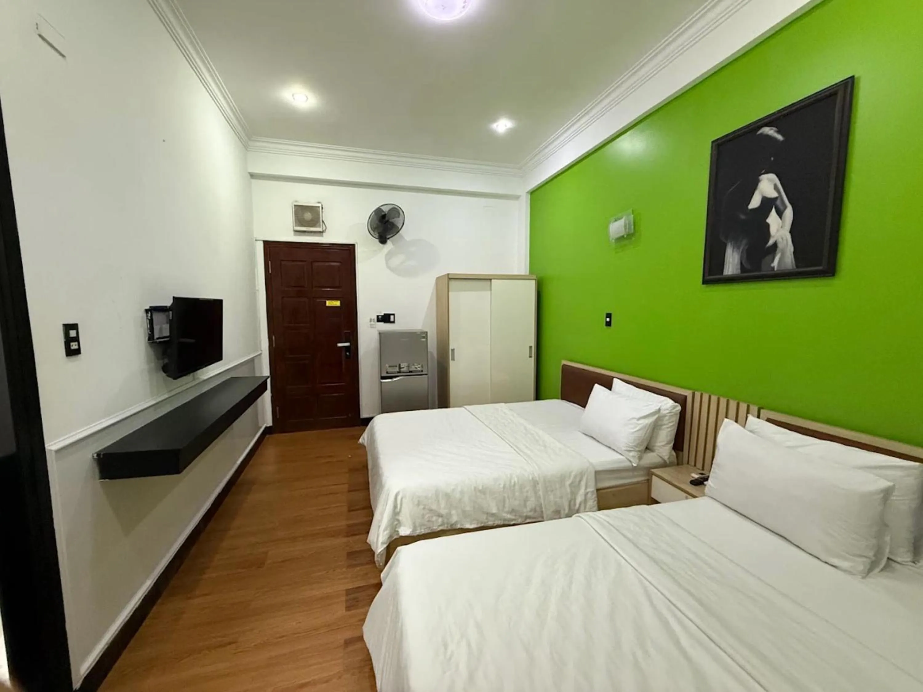 Bed in Minh Hà Hotel Hồ Chí Minh