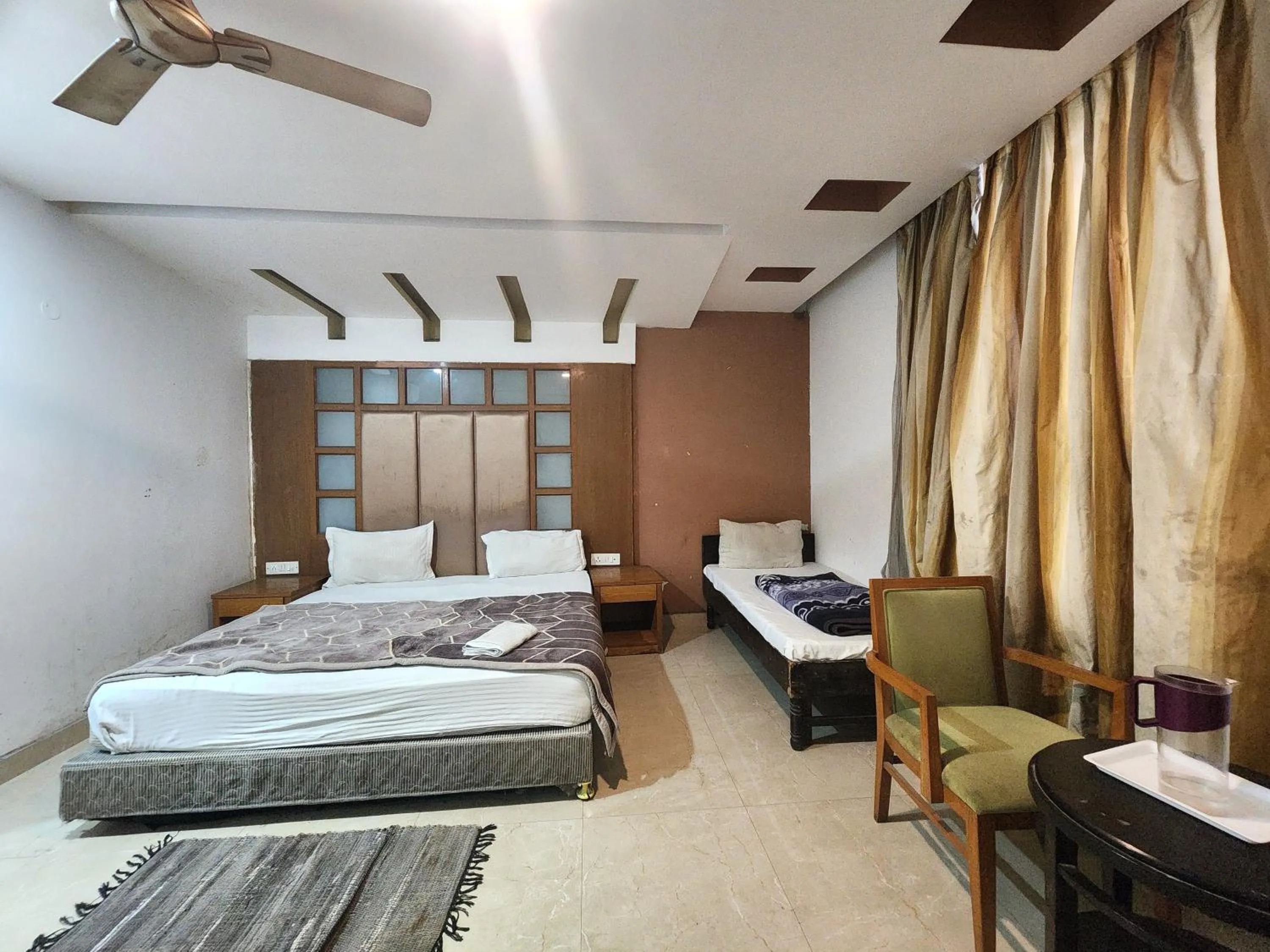 Bedroom, Bed in Hotel Florence Legacy