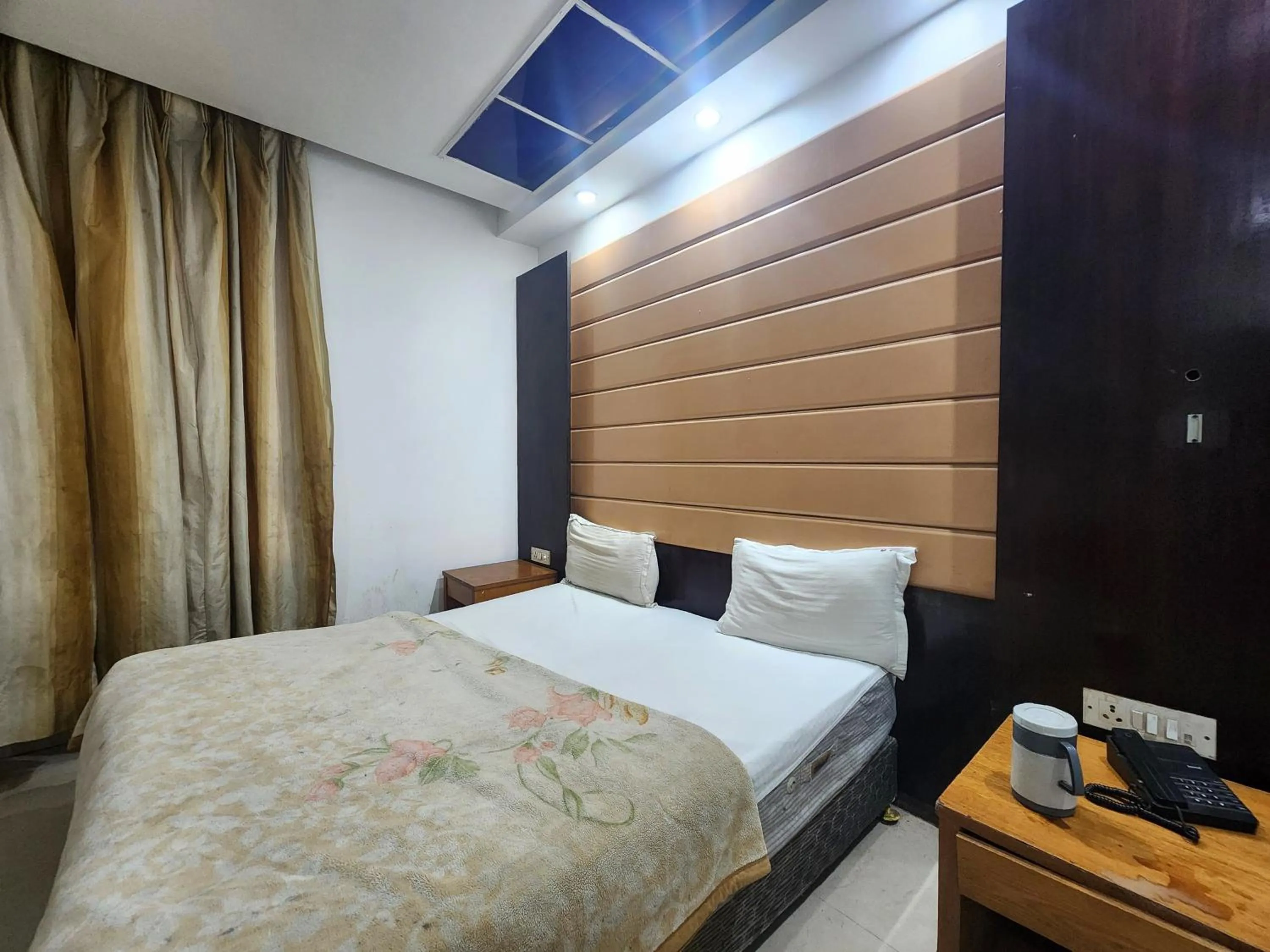 Bedroom, Bed in Hotel Florence Legacy