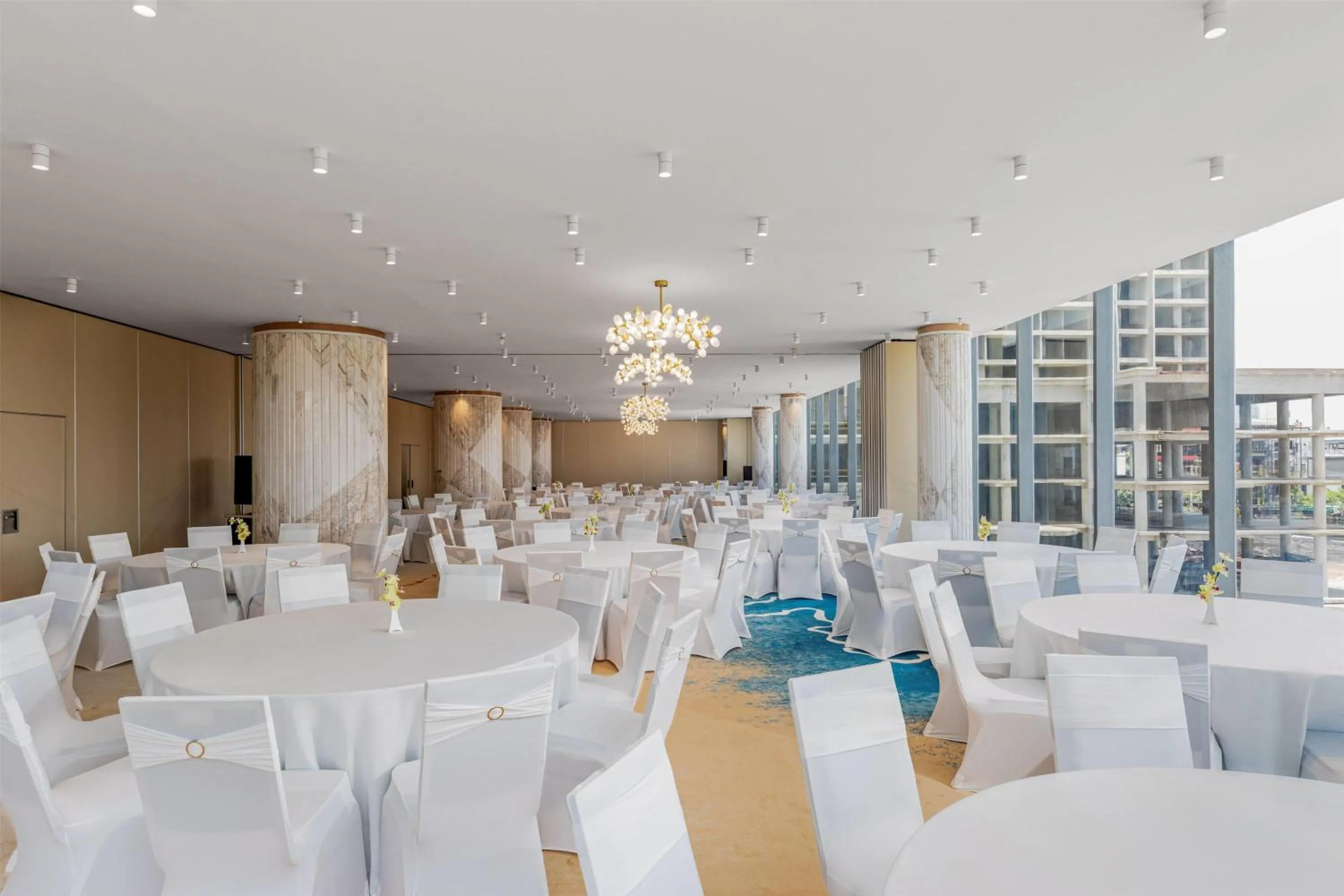 Meeting/conference room in Wyndham Soleil Danang - Free Two ways Airport Transport