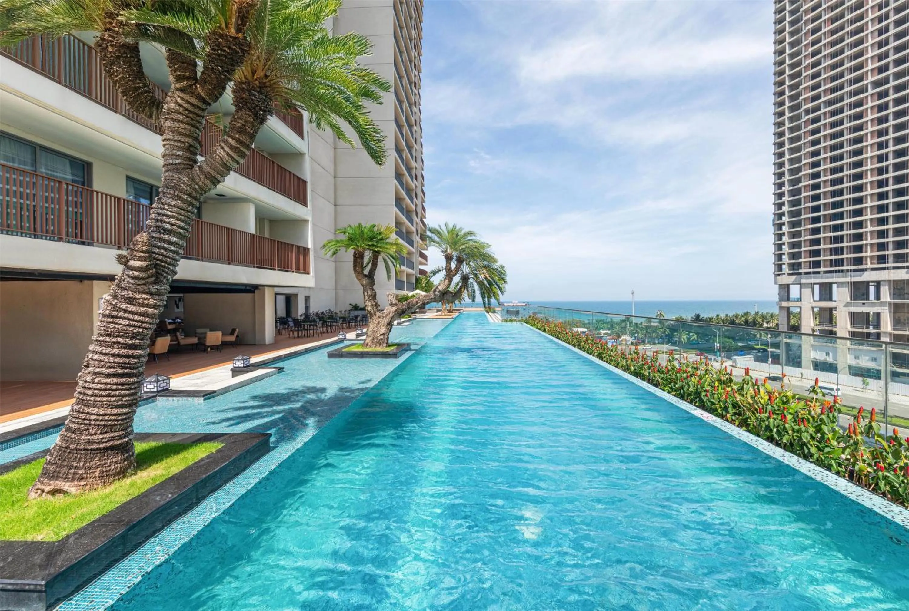 Pool view in Wyndham Soleil Danang - Free Two ways Airport Transport