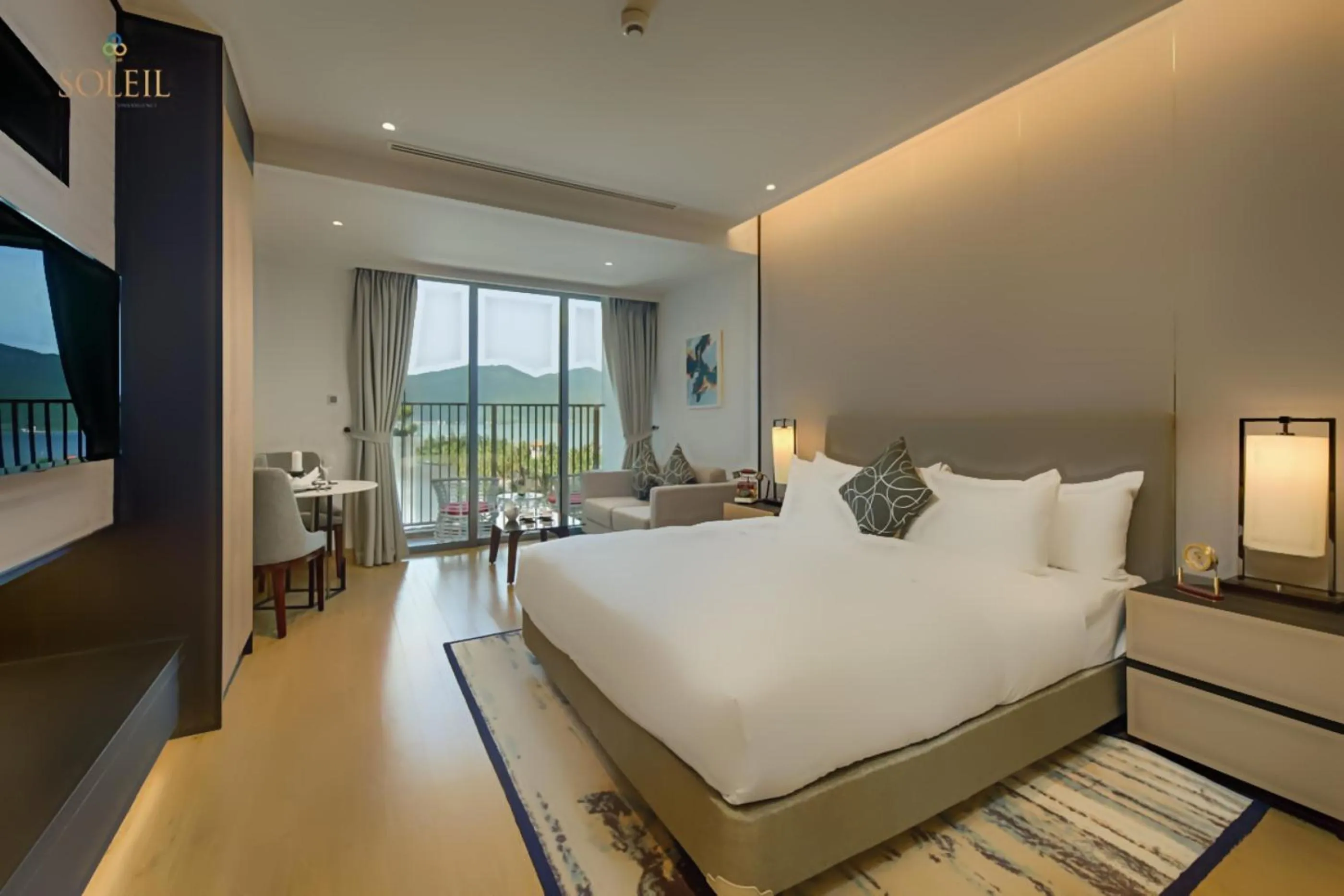 View (from property/room), Bed in Wyndham Soleil Danang - Free Two ways Airport Transport