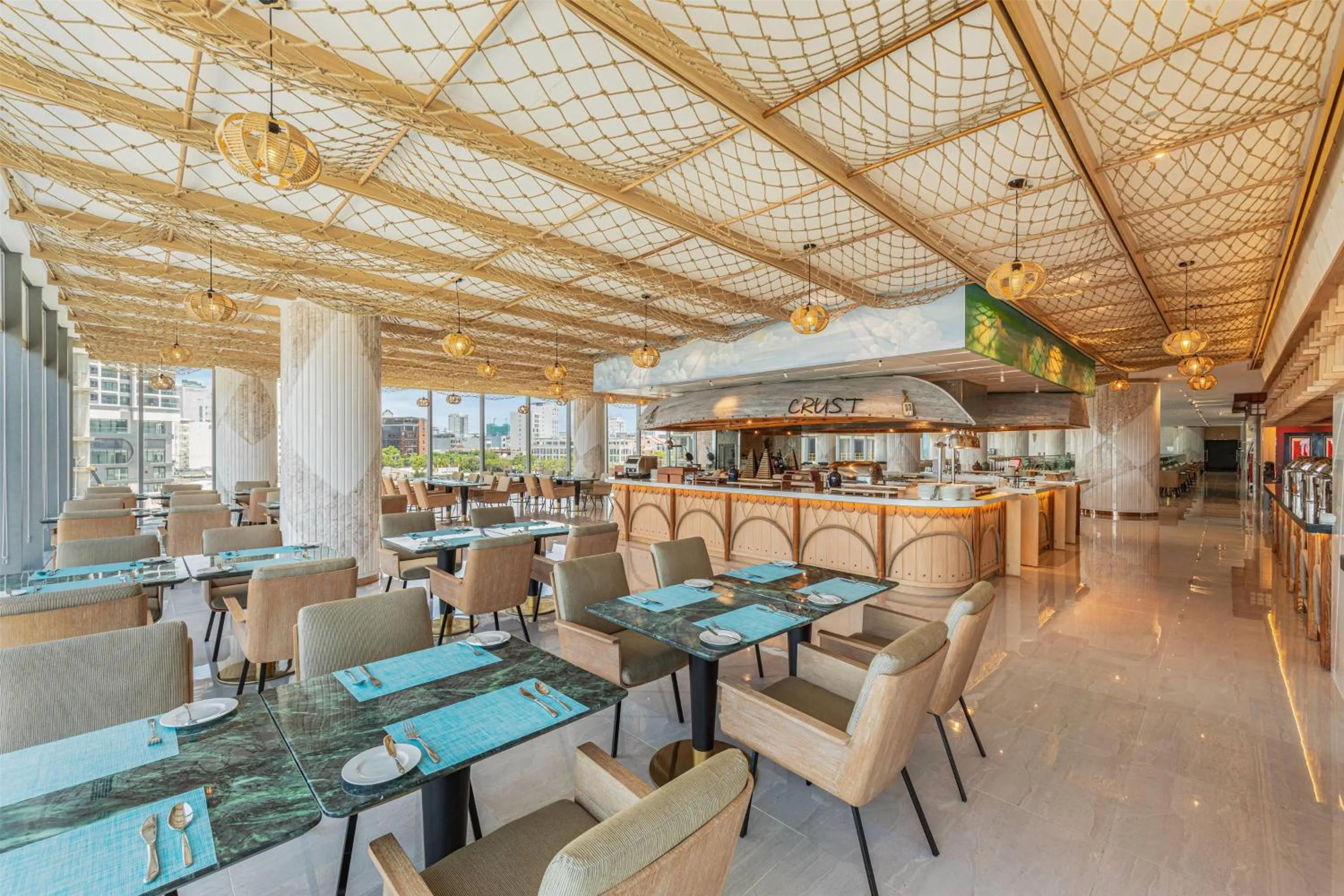 Restaurant/places to eat in Wyndham Soleil Danang - Free Two ways Airport Transport