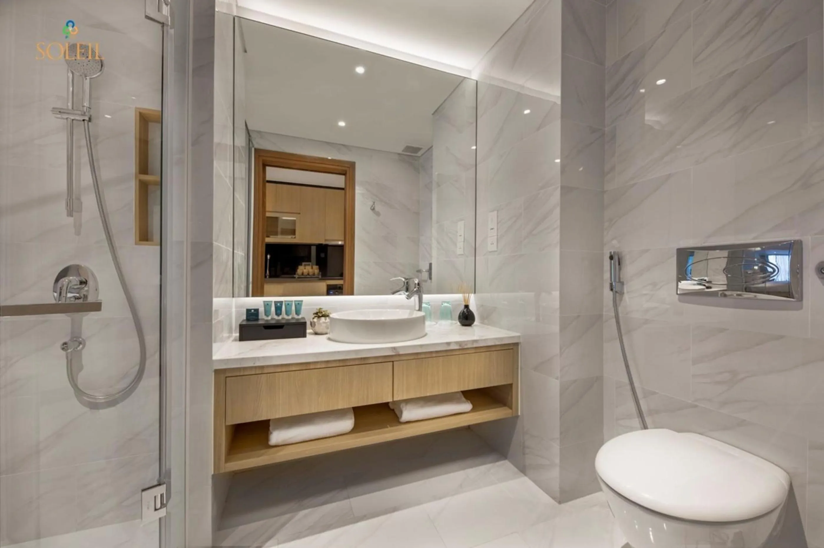 Shower in Wyndham Soleil Danang - Free Two ways Airport Transport