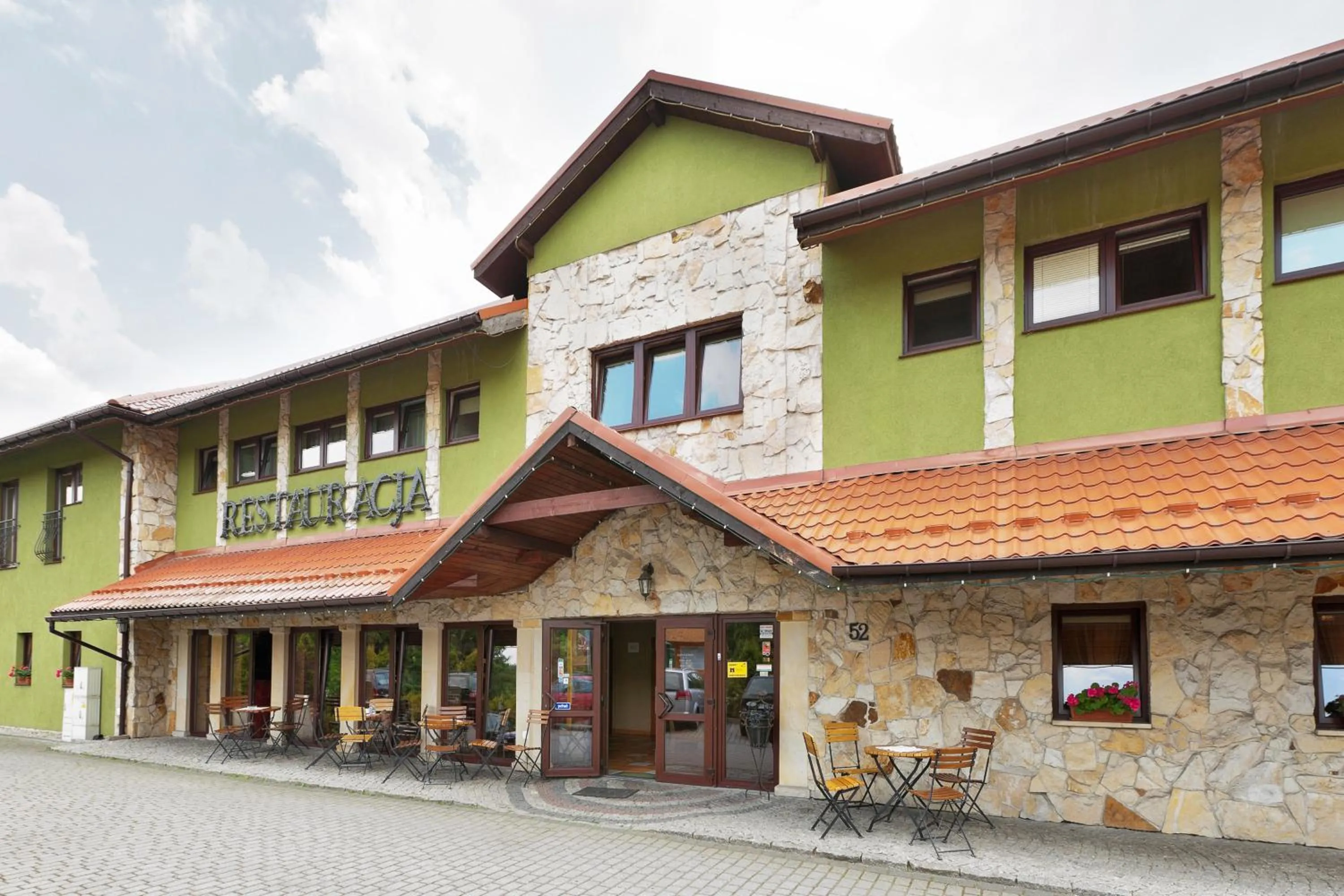 Facade/entrance in Zajazd Beskidy