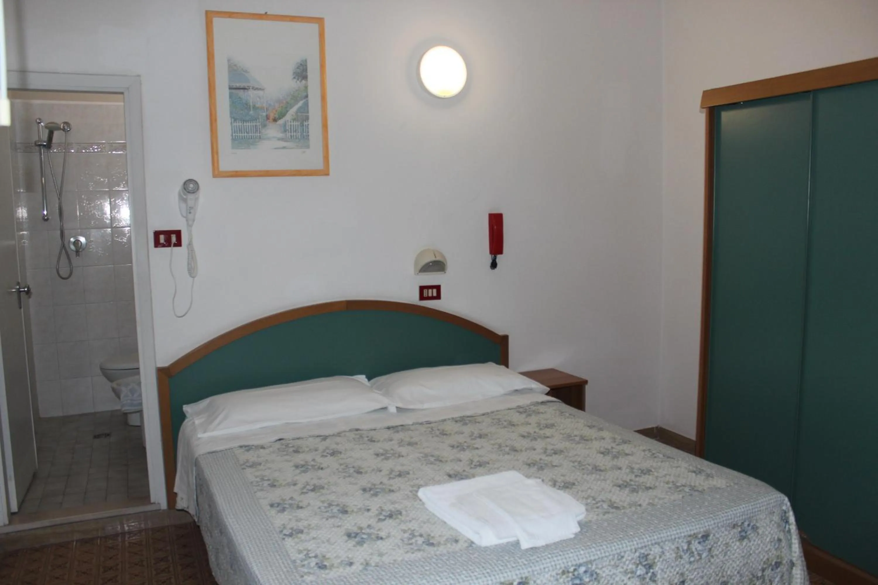 Photo of the whole room, Bed in Hotel Santini