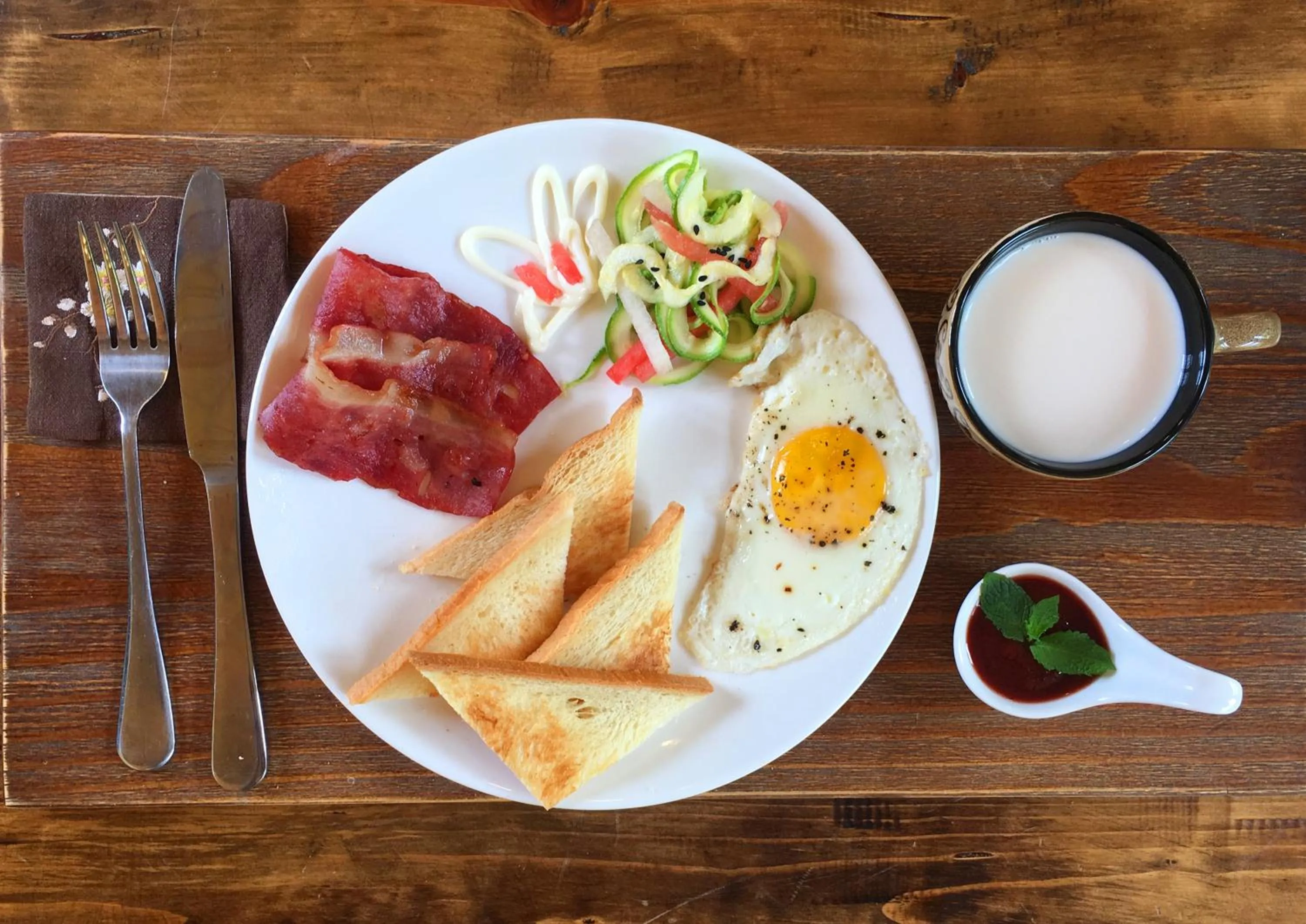 Breakfast in Tourist Courtyard Hotel