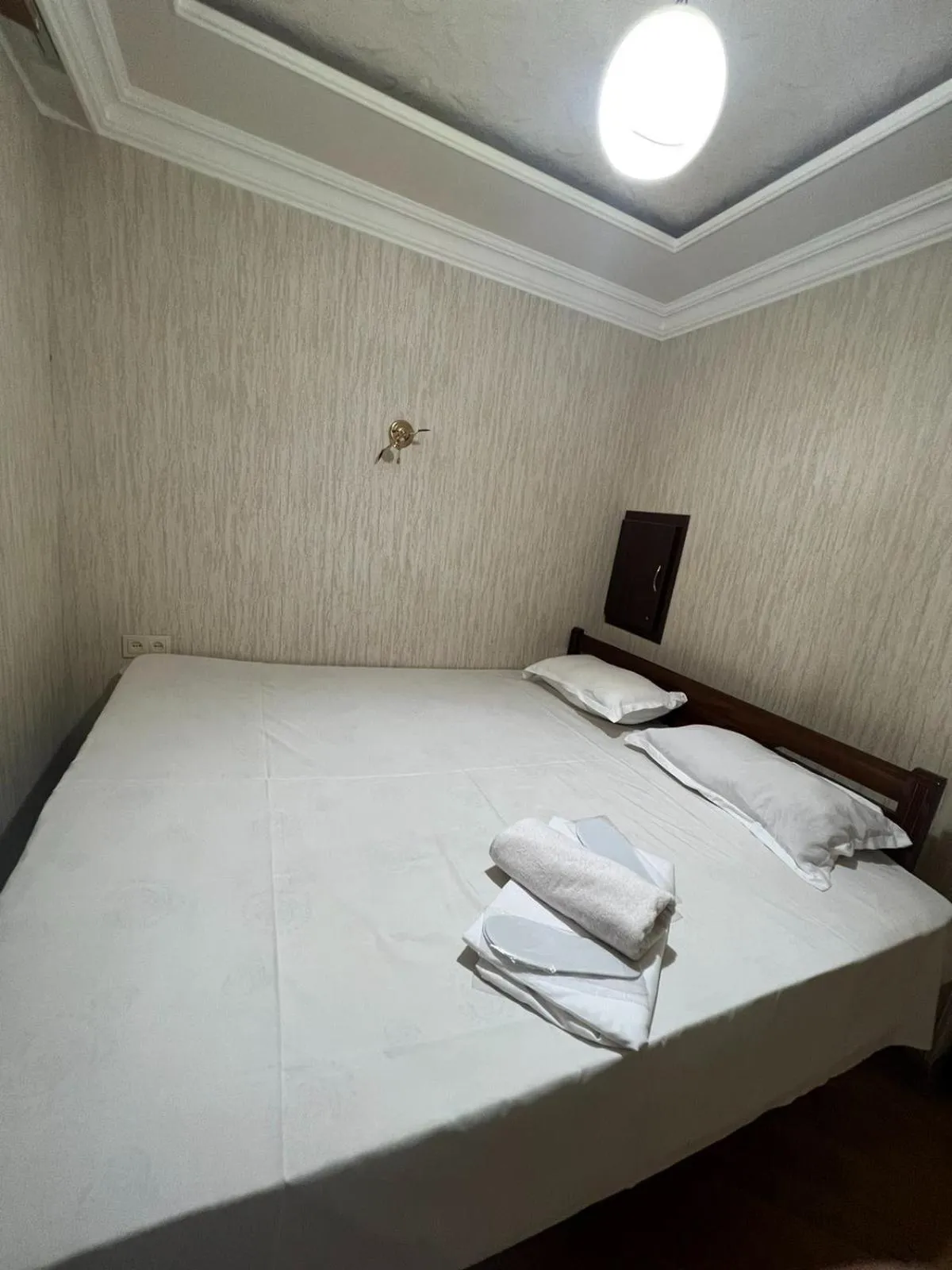 Bed in Perte House Apartment's on Khorenatsi street 25