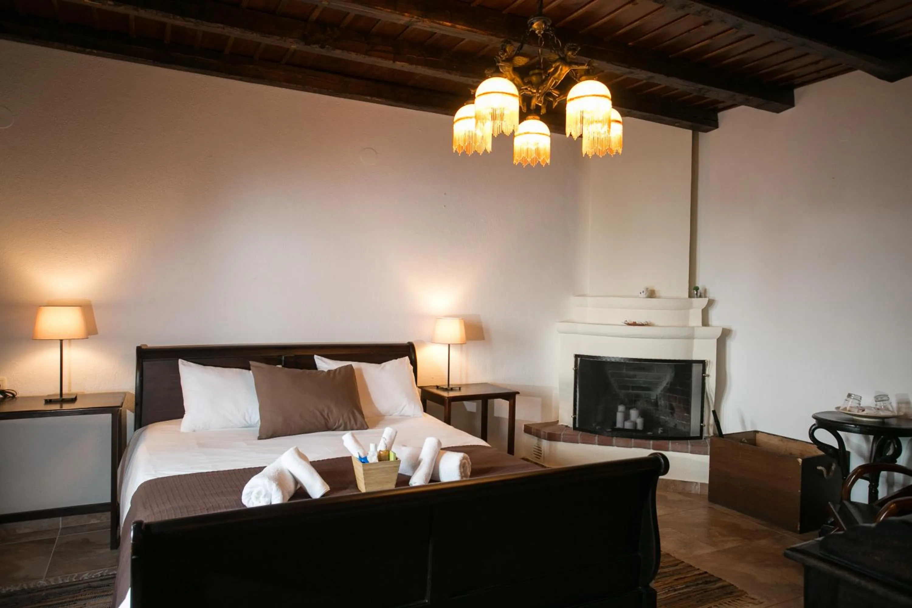 Photo of the whole room in Enastron Guesthouse