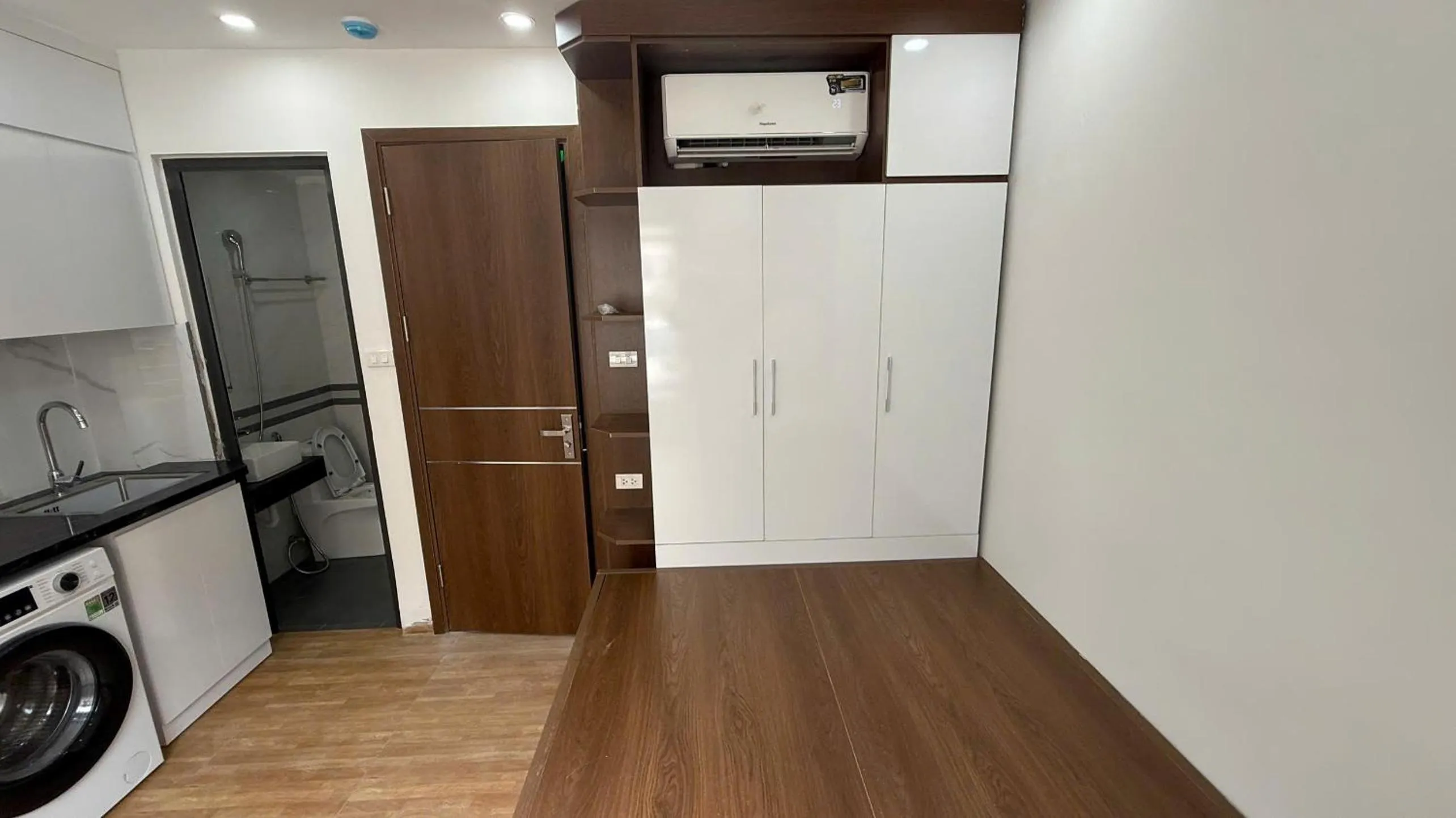 Era Apartment 491 De La Thanh