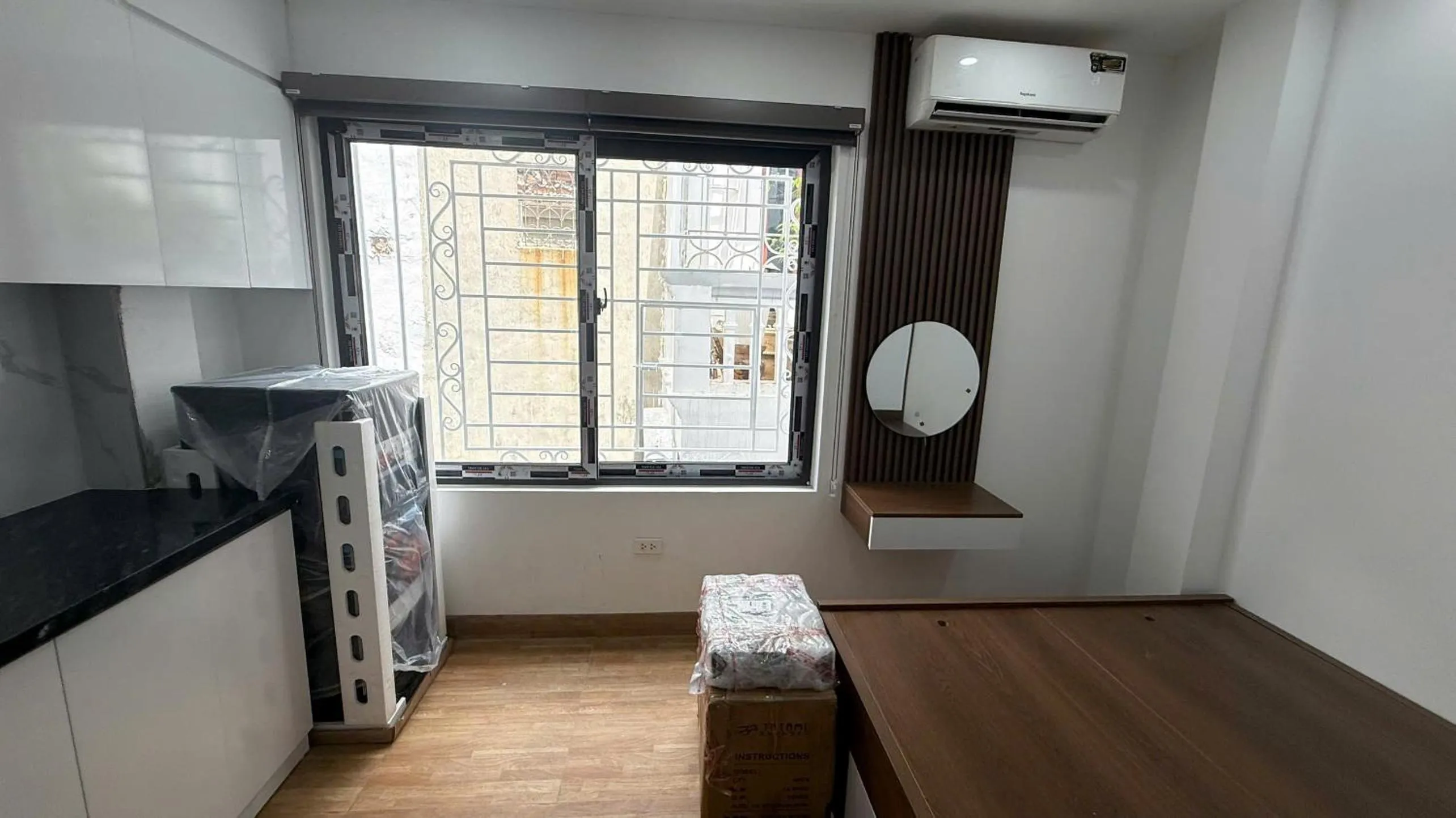 Era Apartment 491 De La Thanh