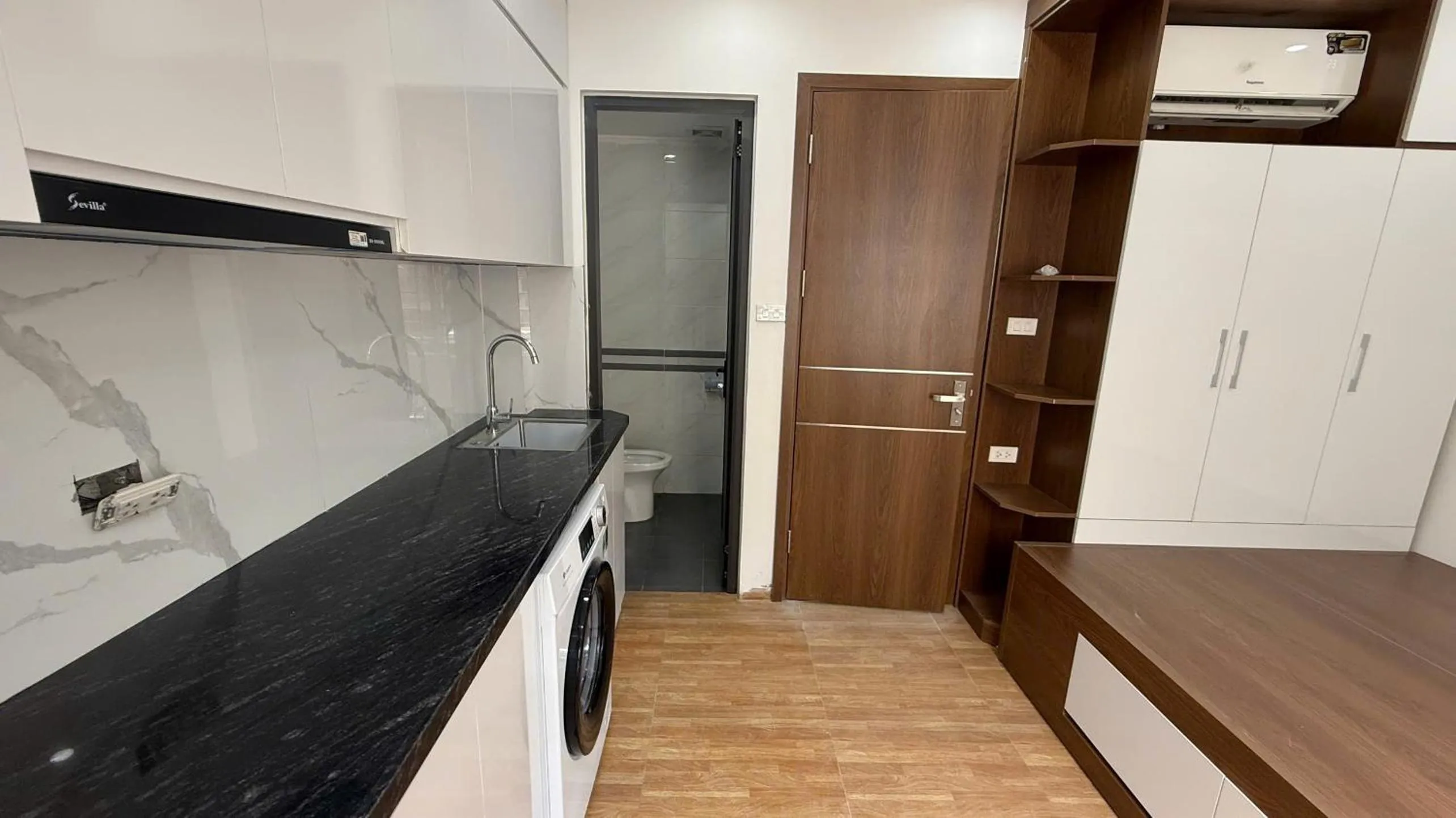 Era Apartment 491 De La Thanh