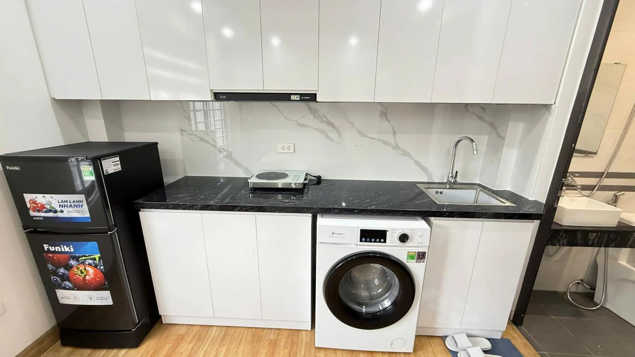 Era Apartment 491 De La Thanh