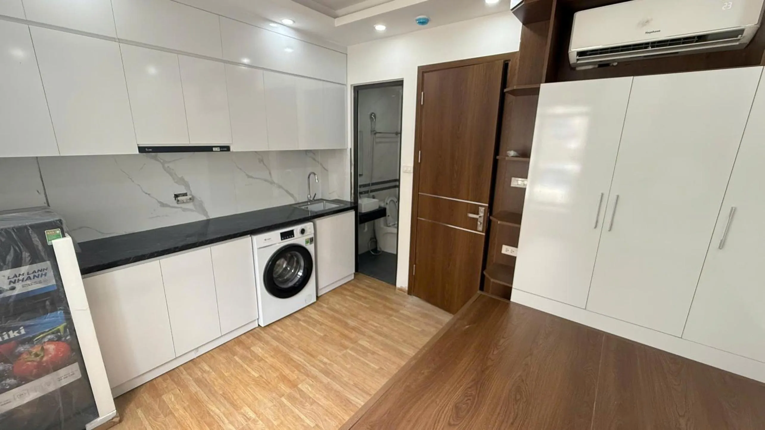 Era Apartment 491 De La Thanh