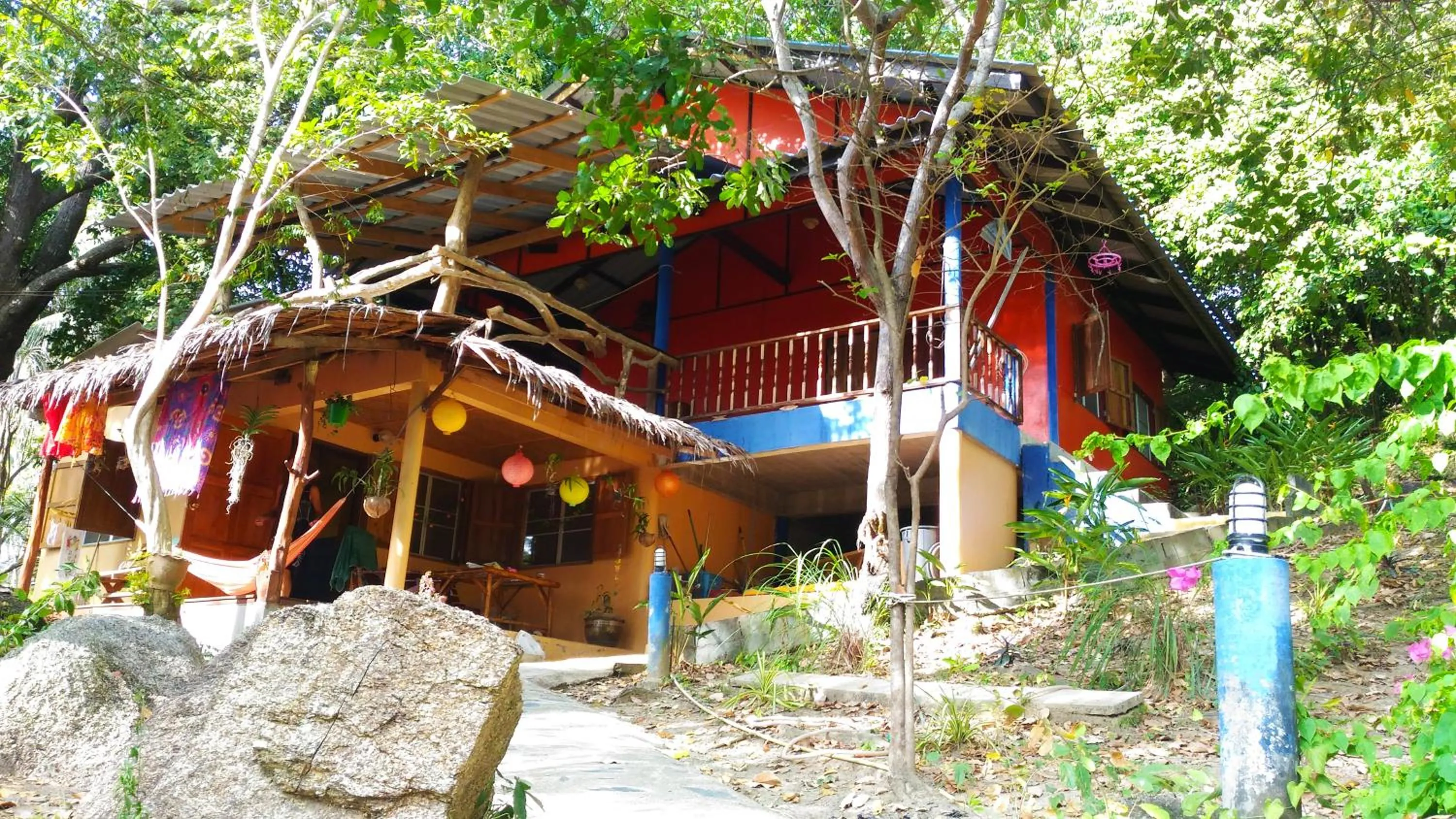 Property building in Golden Beach Resort Koh Phangan