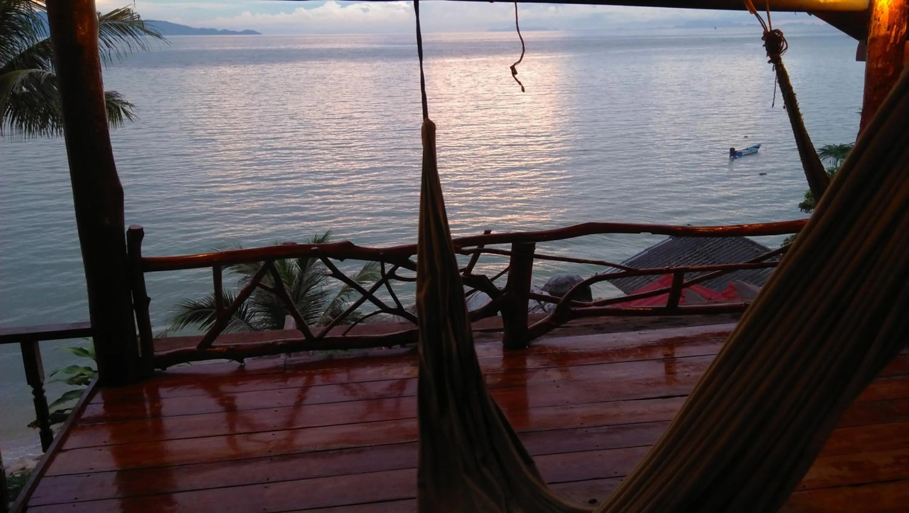 Restaurant/places to eat in Golden Beach Resort Koh Phangan