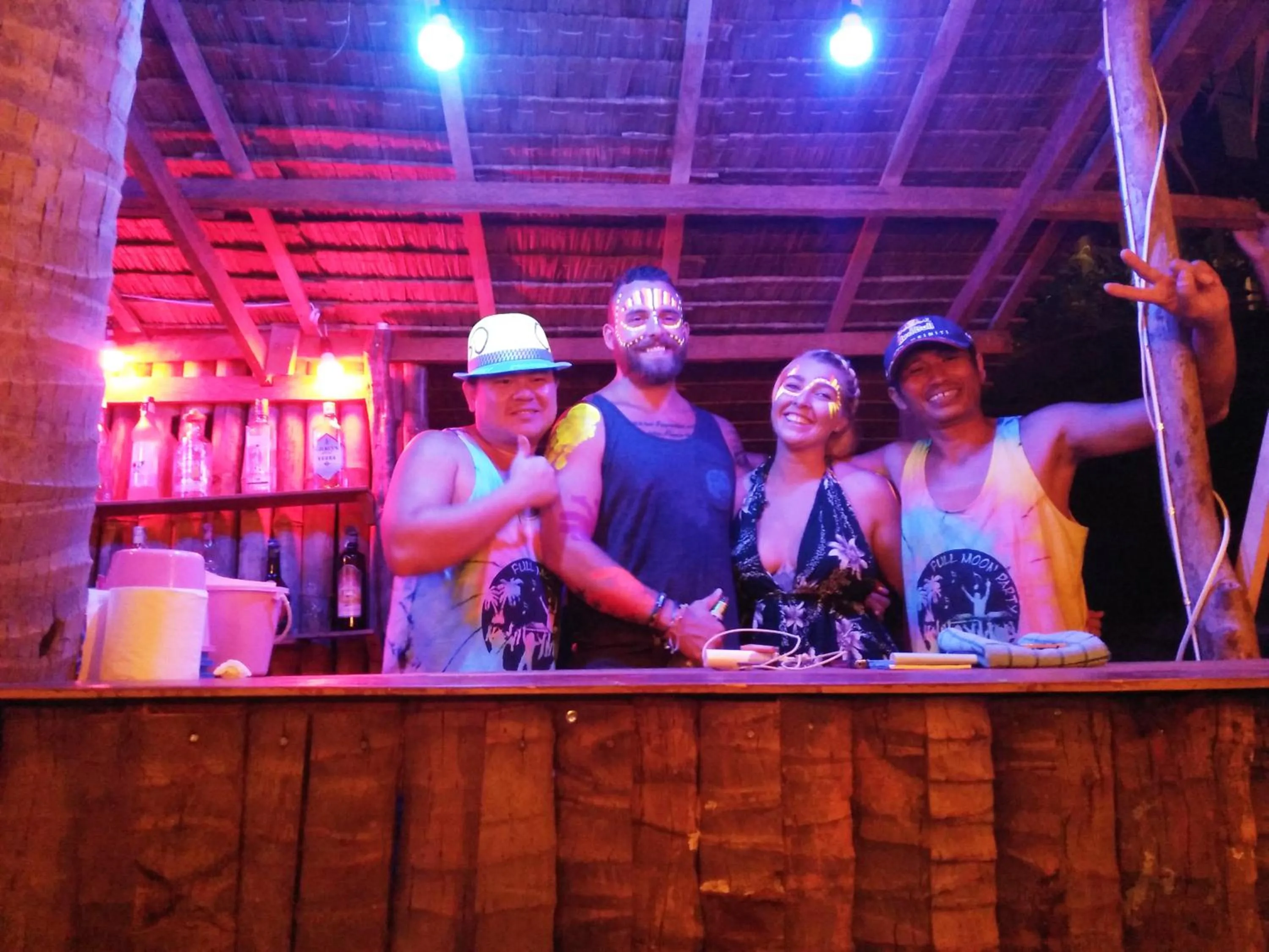 Lounge or bar in Golden Beach Resort Koh Phangan