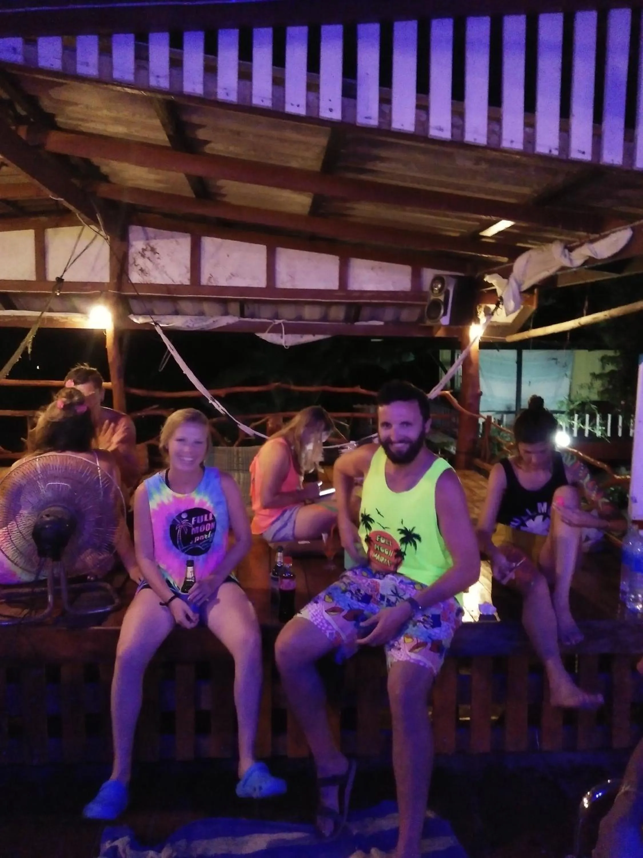 Guests in Golden Beach Resort Koh Phangan