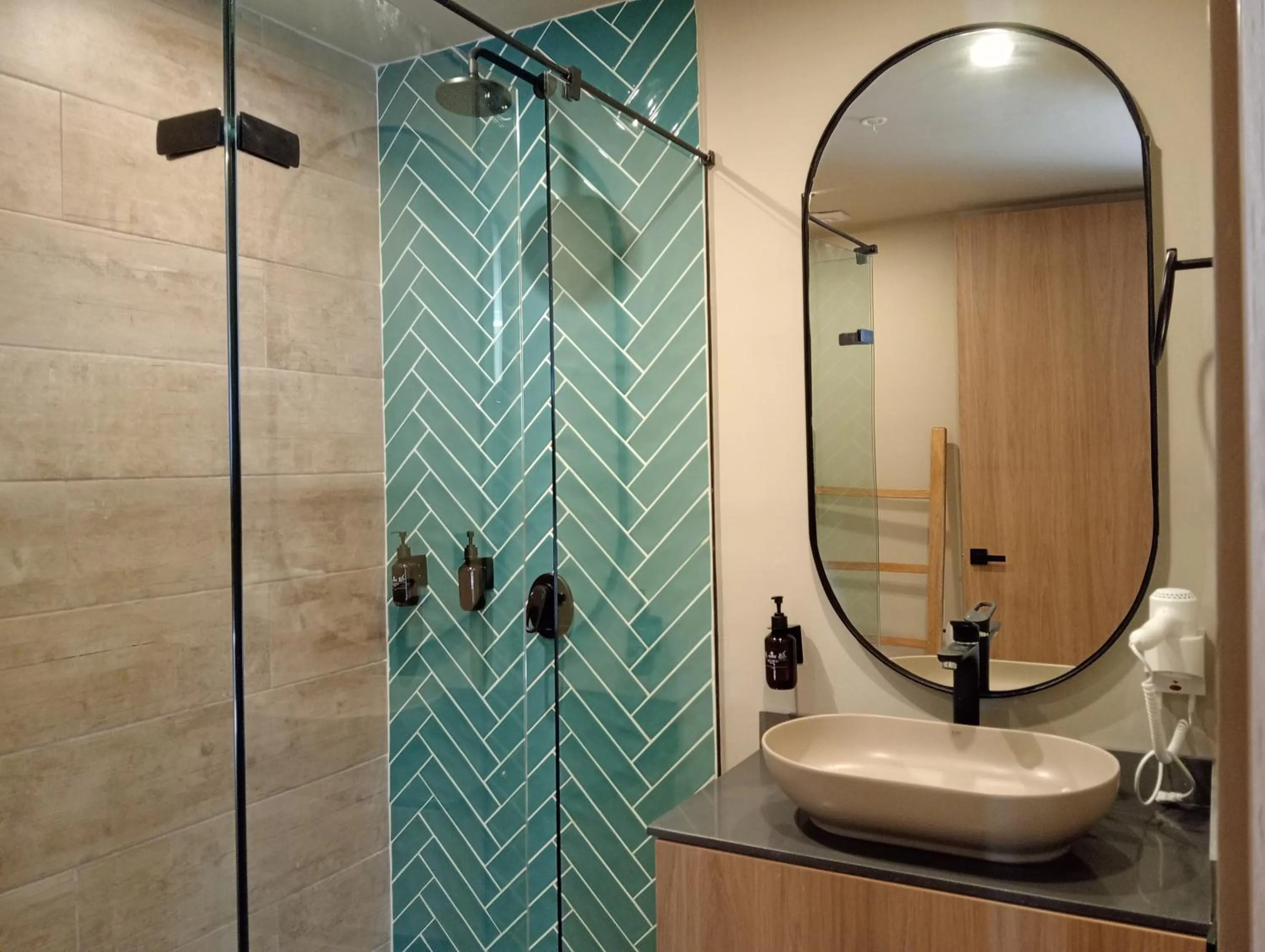 Shower in Hotel Rulay Medellin