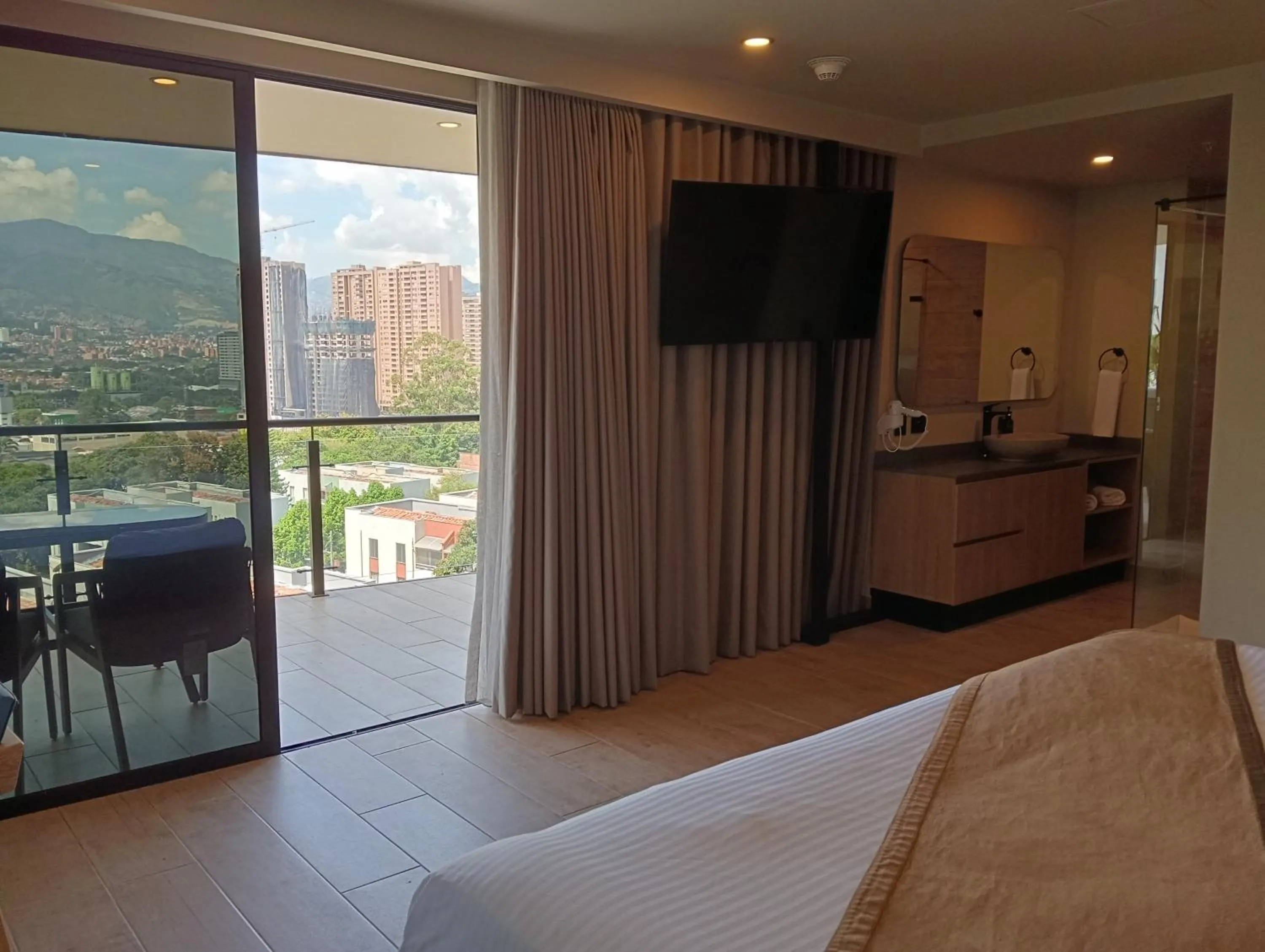 Bedroom, Bed in Hotel Rulay Medellin