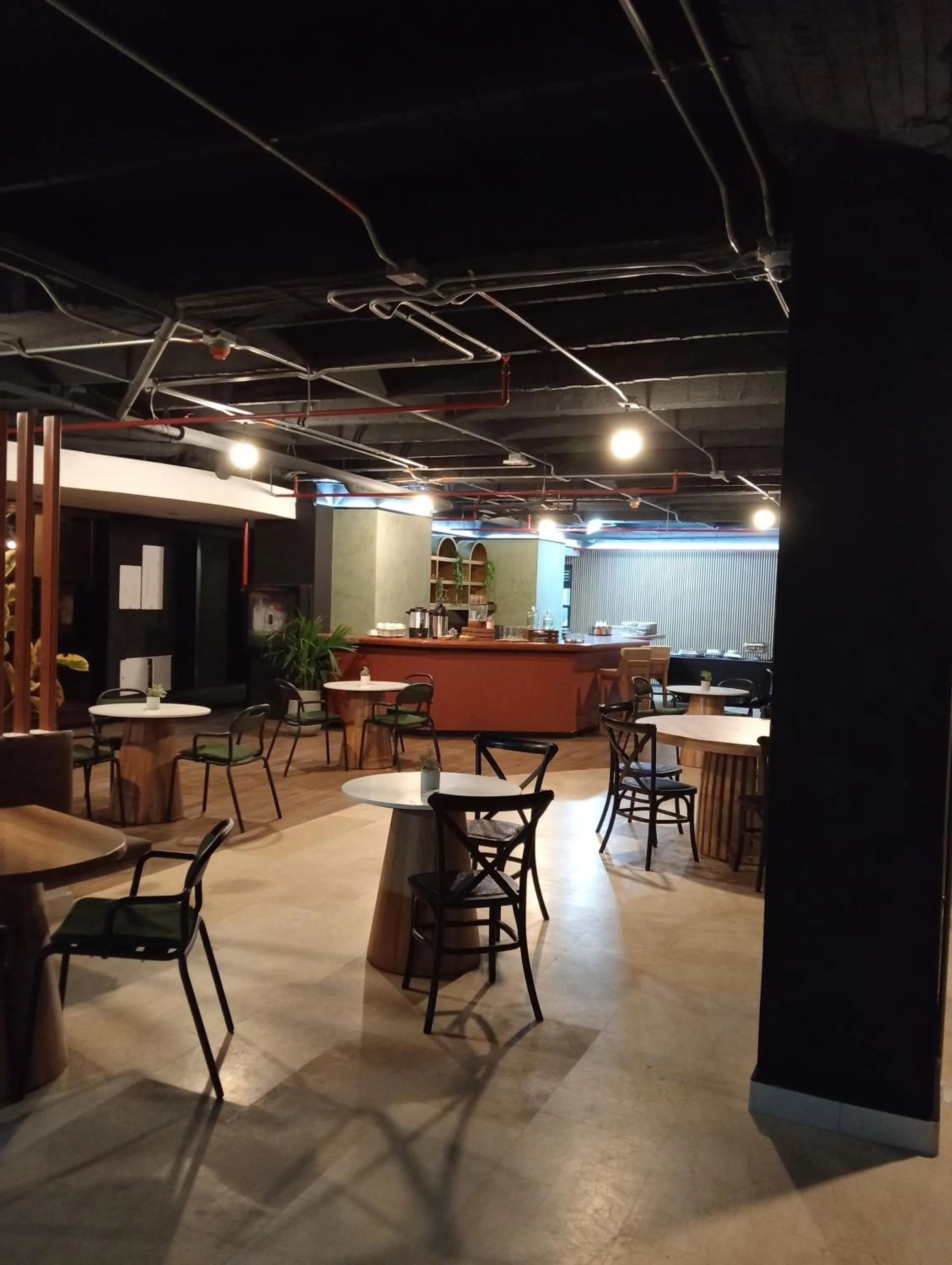 Restaurant/places to eat in Hotel Rulay Medellin