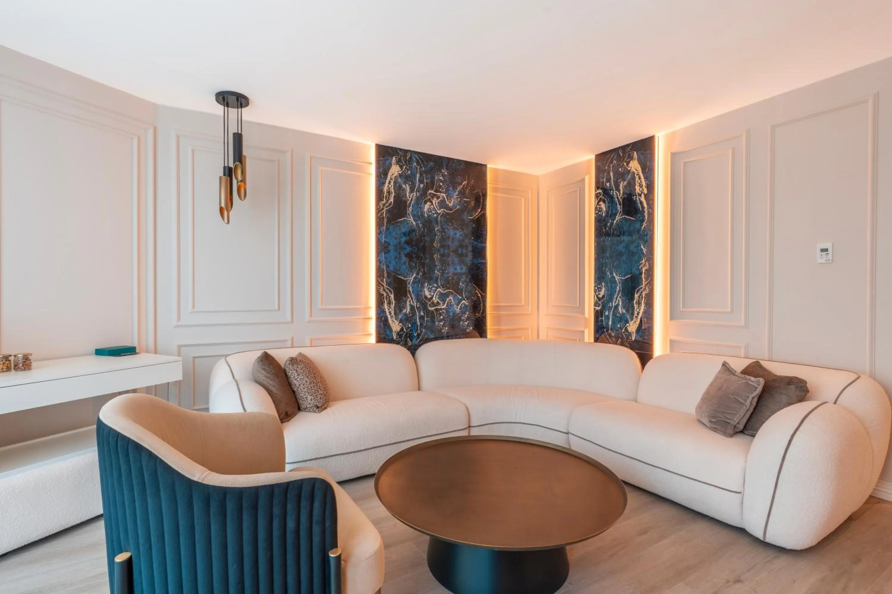 Seating area in Qlusive Hotel