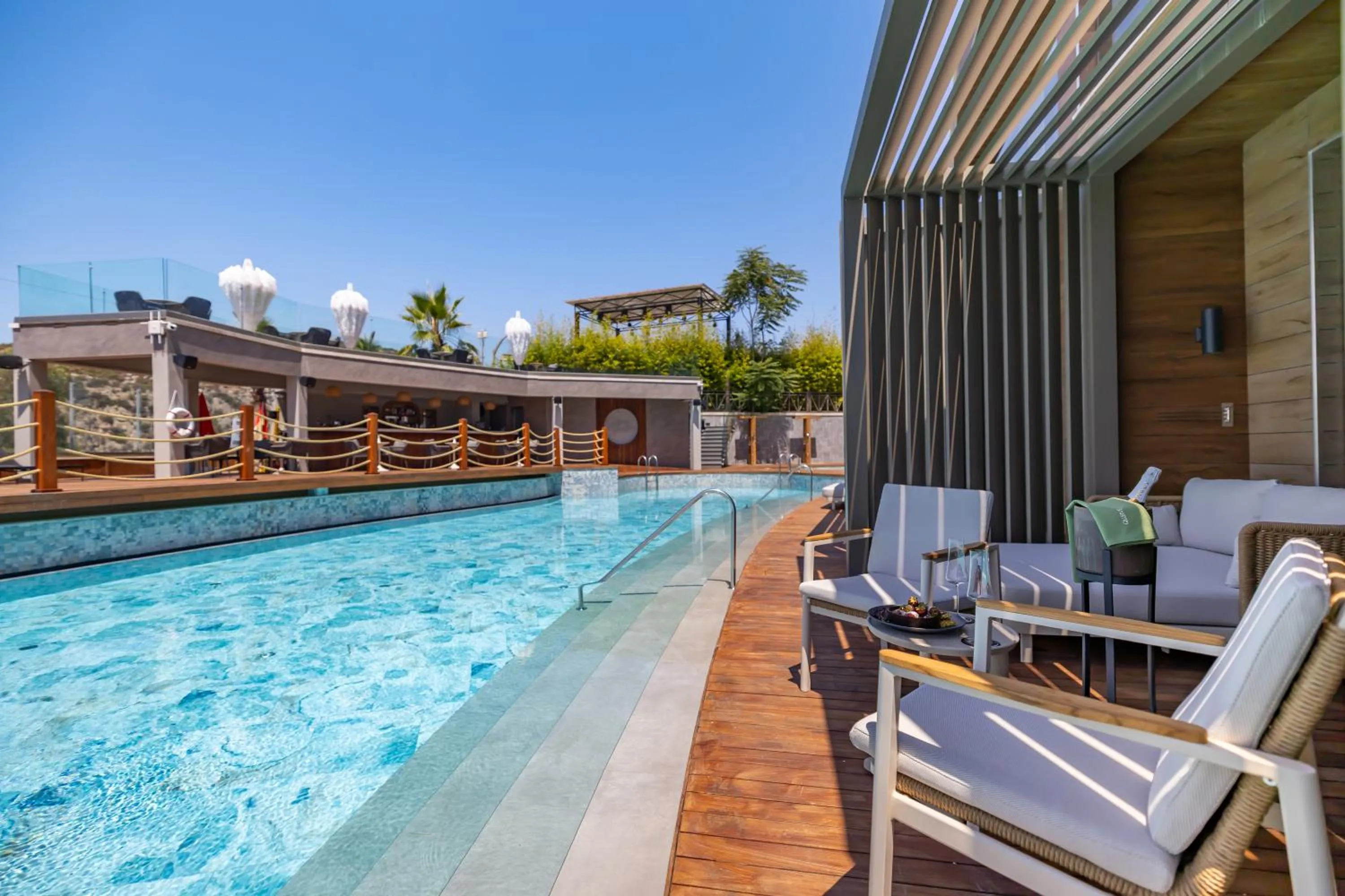 Pool view in Qlusive Hotel