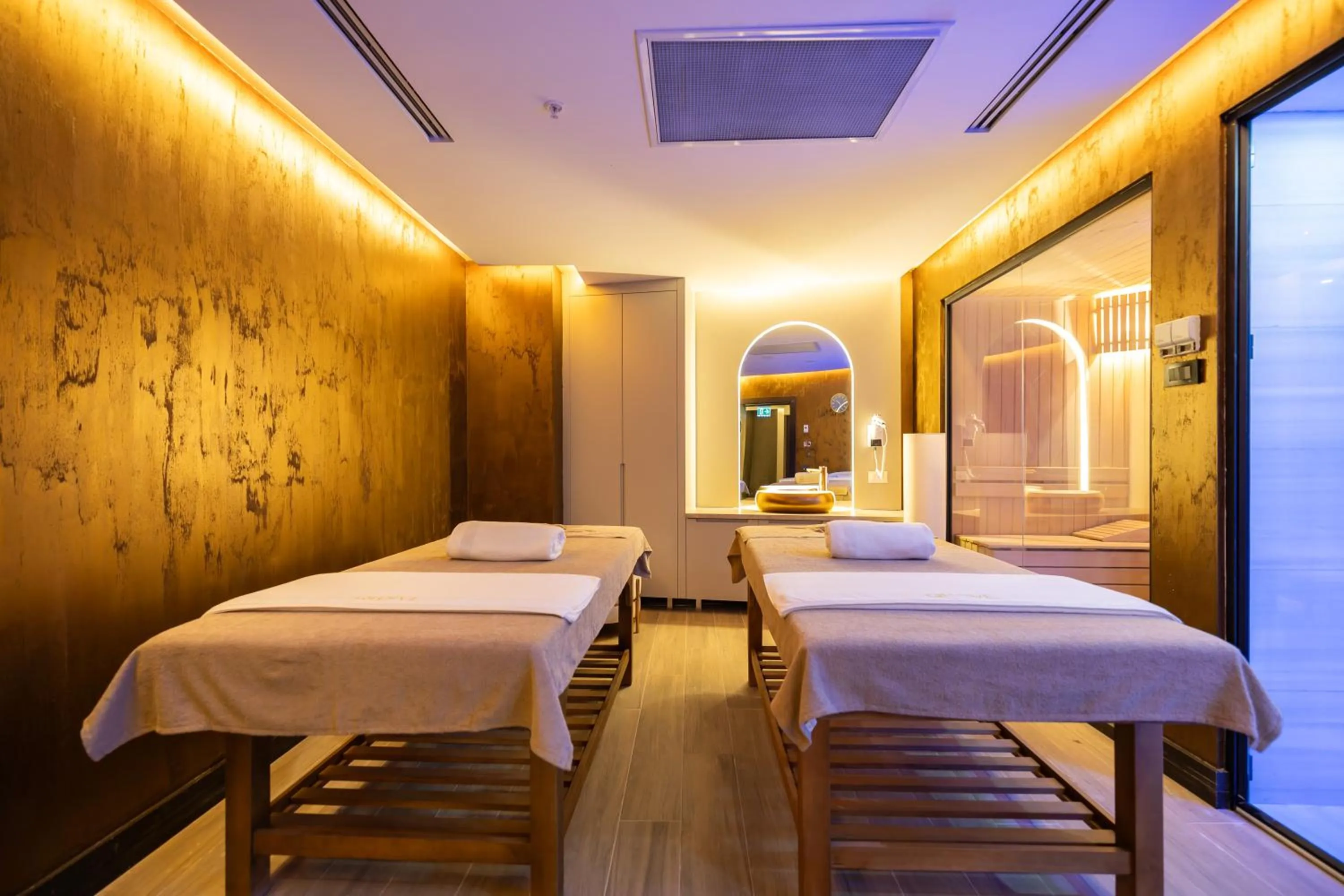 Spa and wellness centre/facilities, Bed in Qlusive Hotel