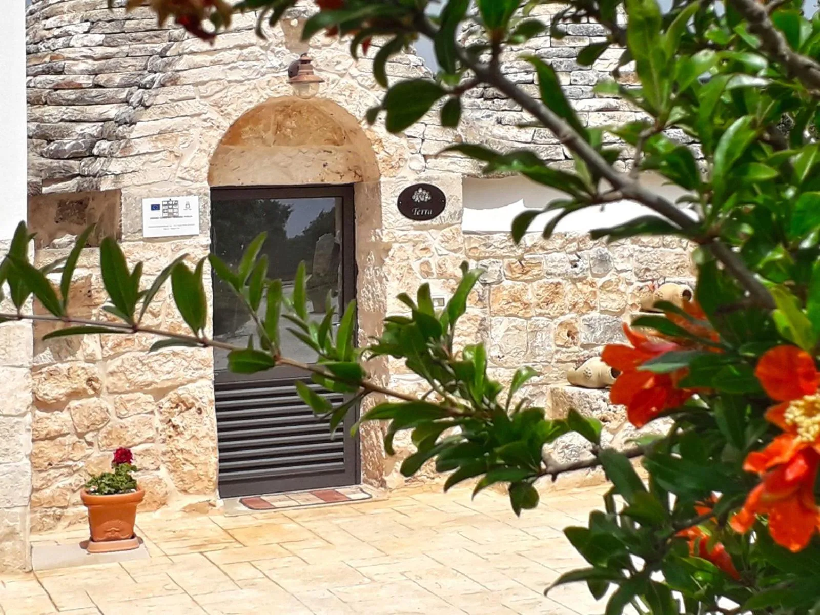 Facade/entrance in Residence Spadalunga