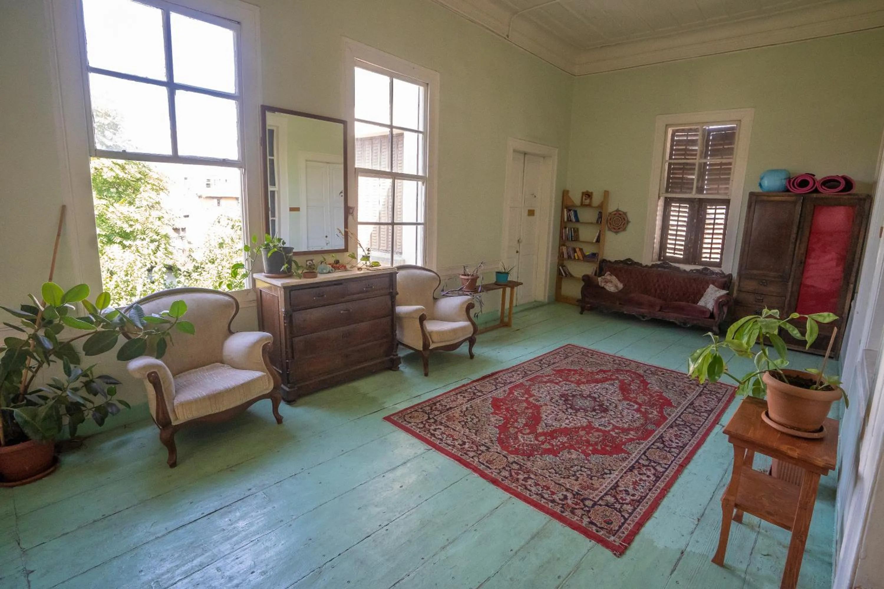 Decorative detail in Lotus Garden Hostel Izmir