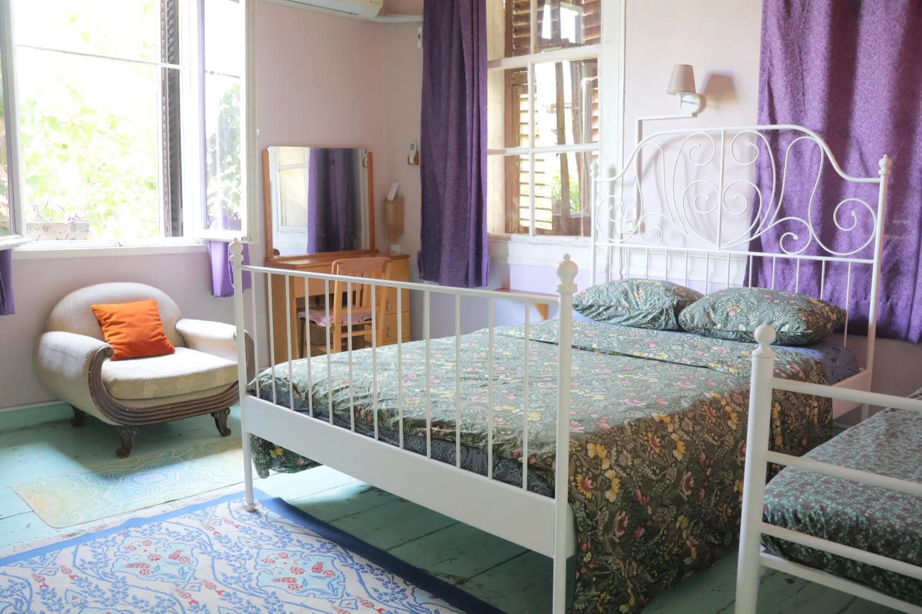 Bed in Lotus Garden Hostel Izmir