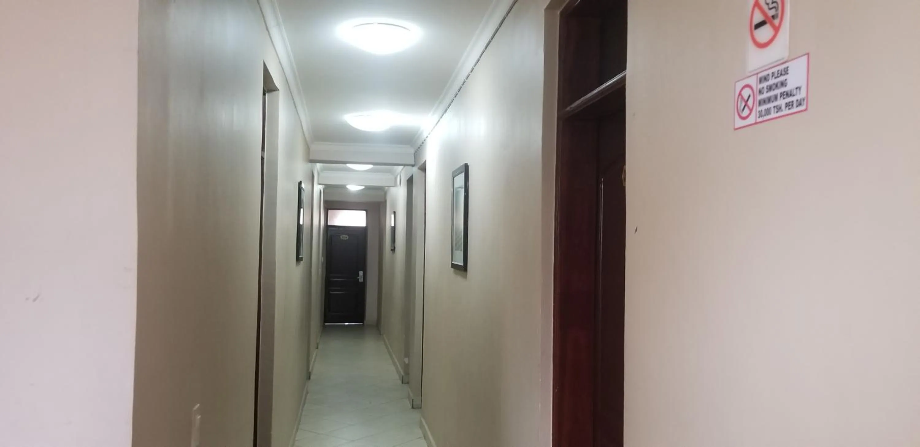 elevator in ShaMooL Hotel