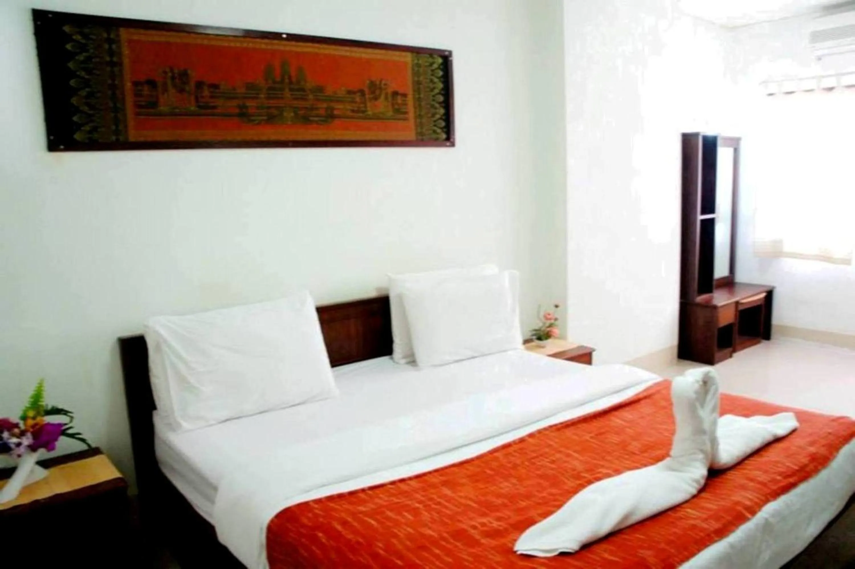 Photo of the whole room in Vipa House