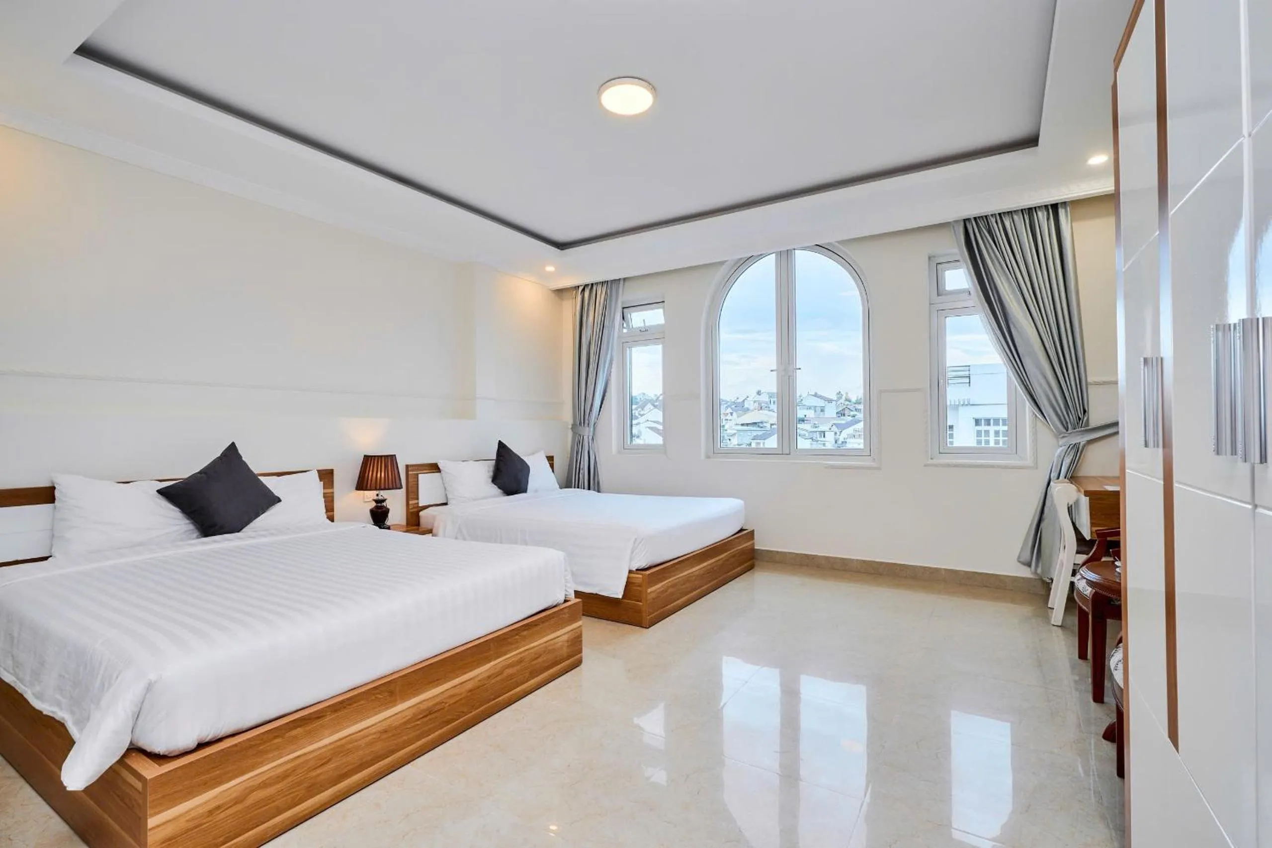 Bed in An Nam Paradise Dalat