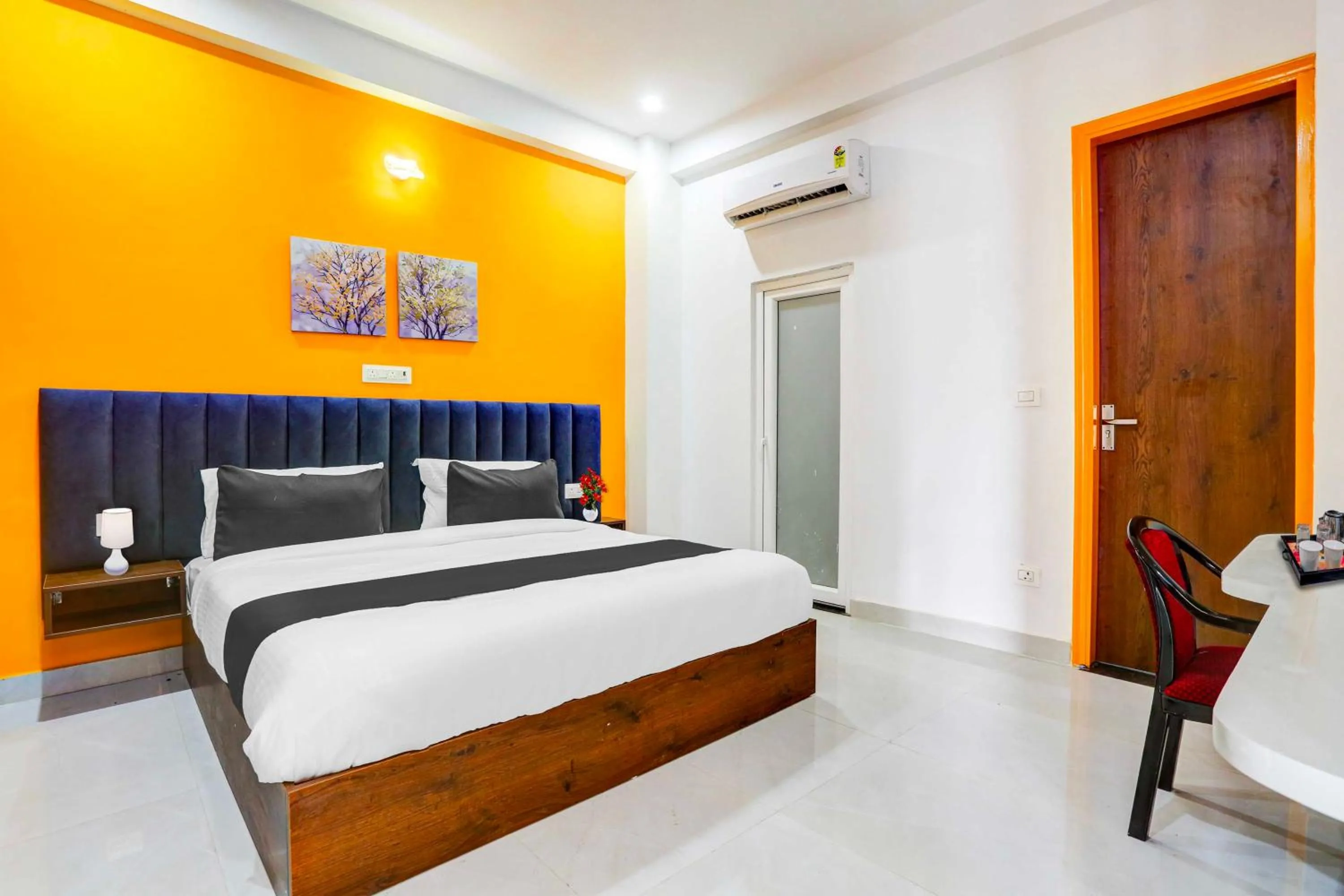 Bedroom, Bed in Townhouse Oak Sector 69 Gurgaon