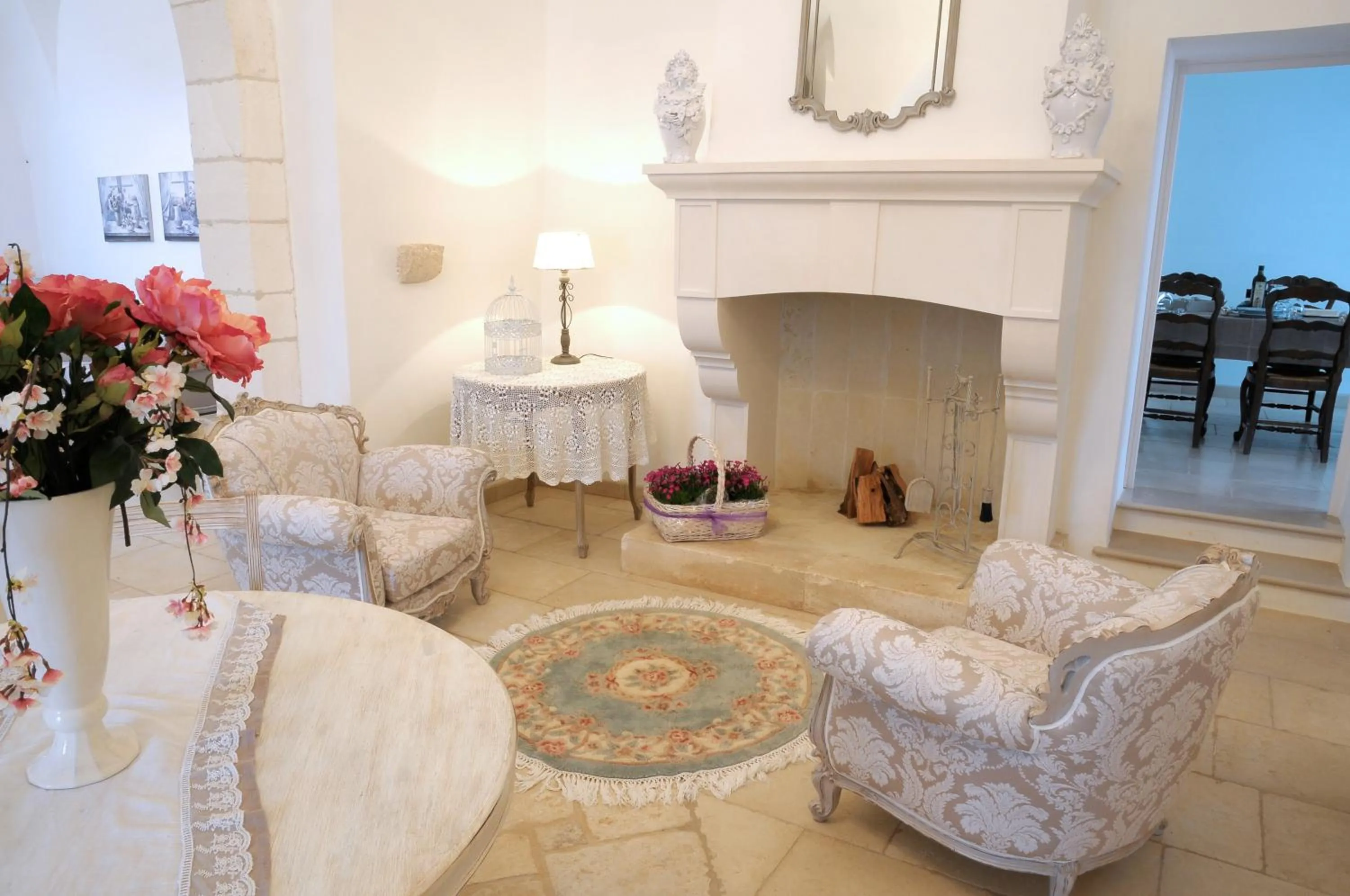 Communal lounge/ TV room in Masseria Luco