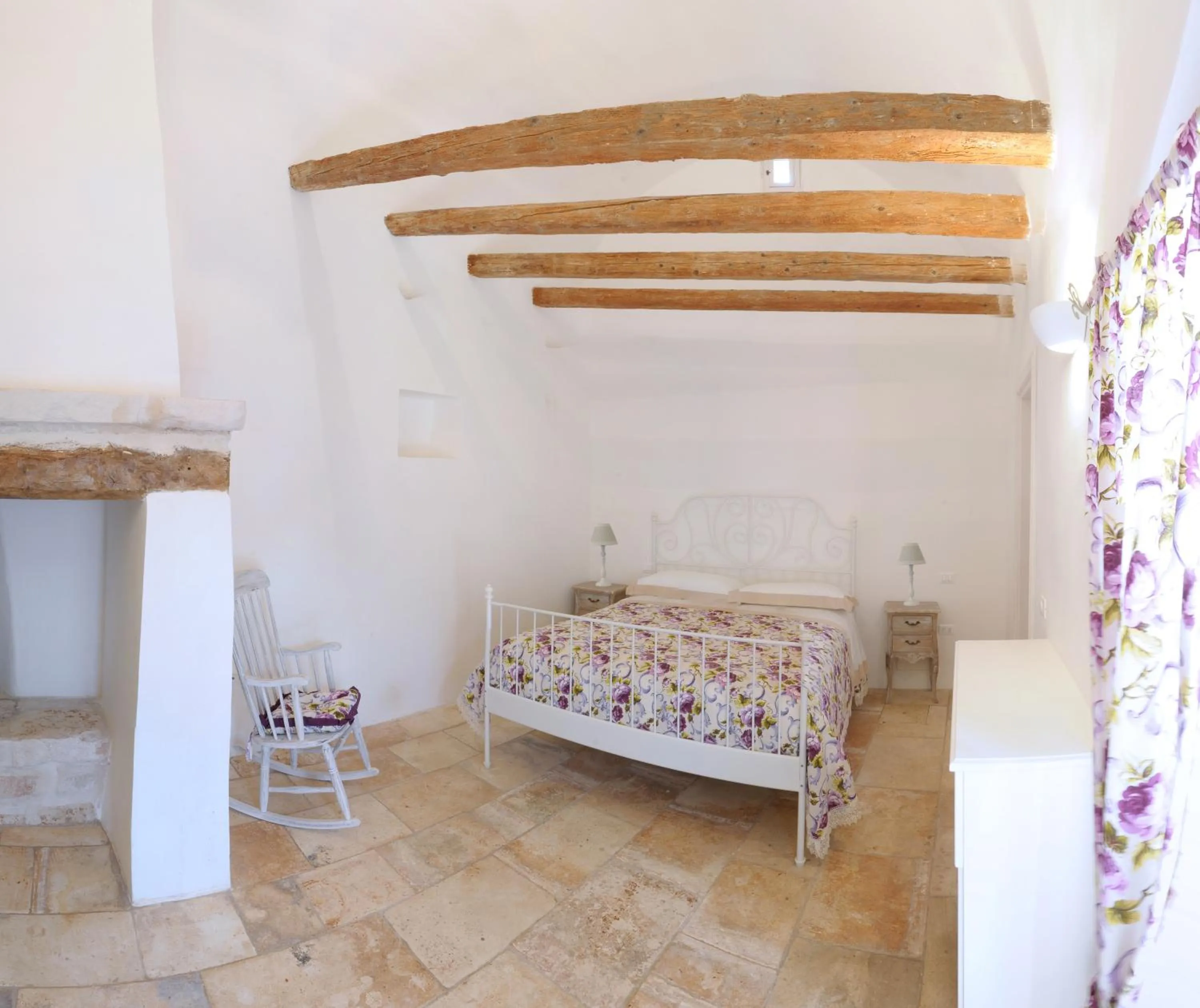 TV and multimedia, Bed in Masseria Luco