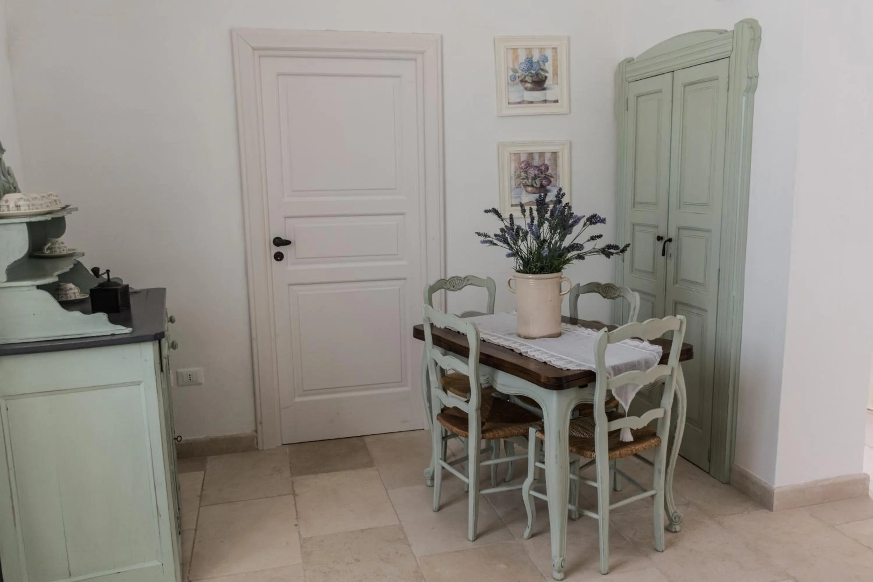 Restaurant/places to eat in Masseria Luco