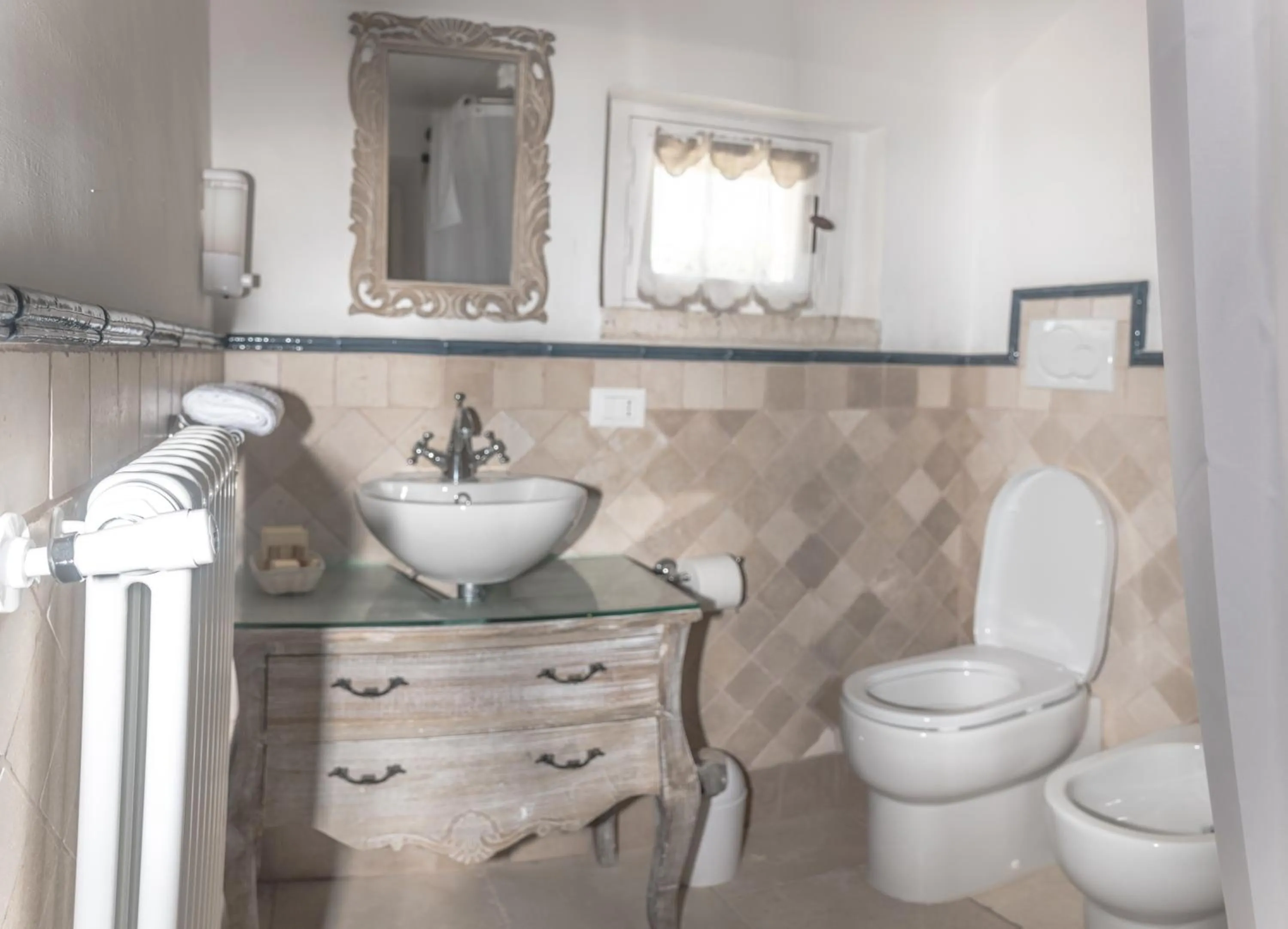 Shower in Masseria Luco