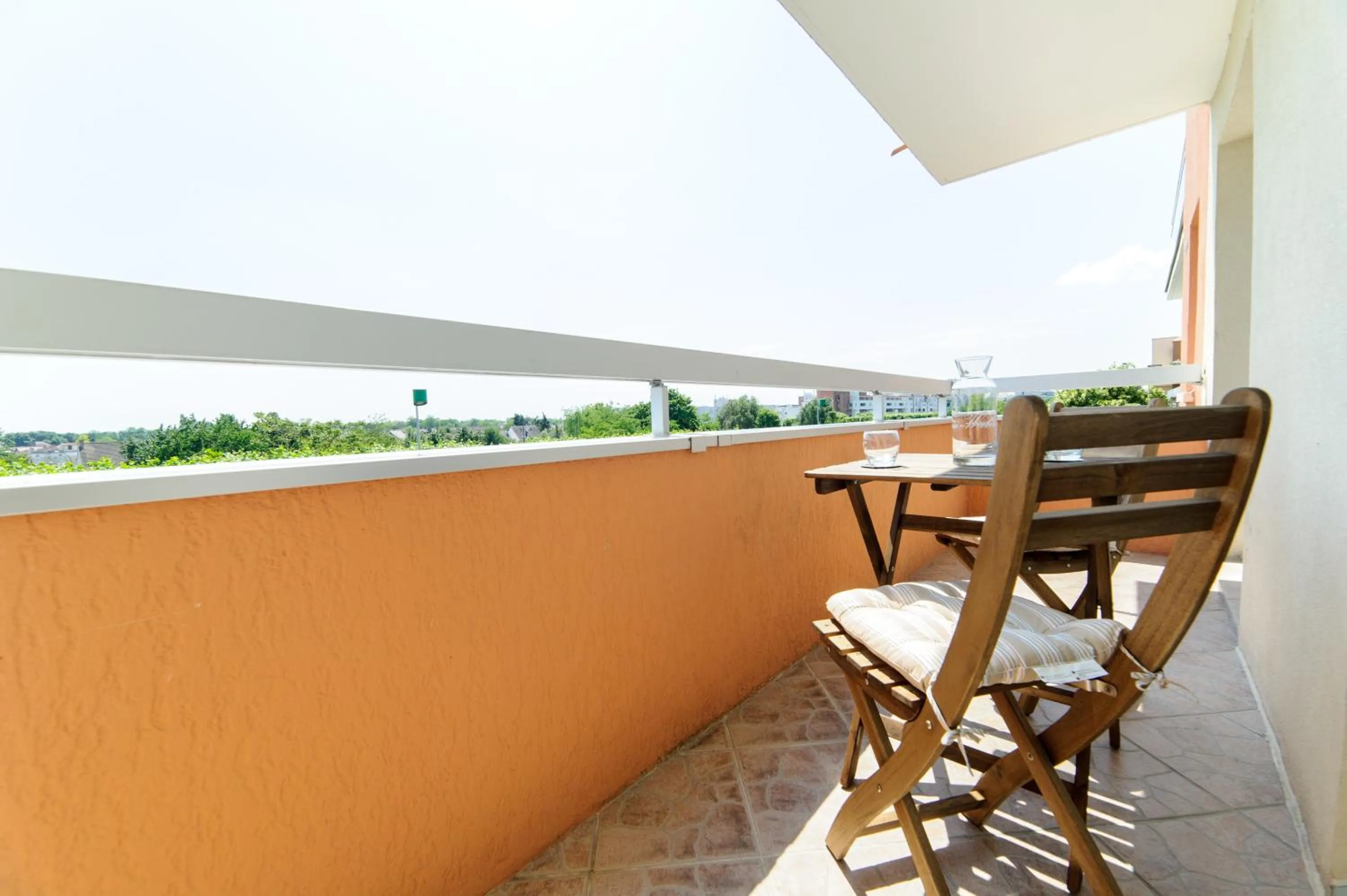 Balcony/Terrace in Le Marnois-Gare